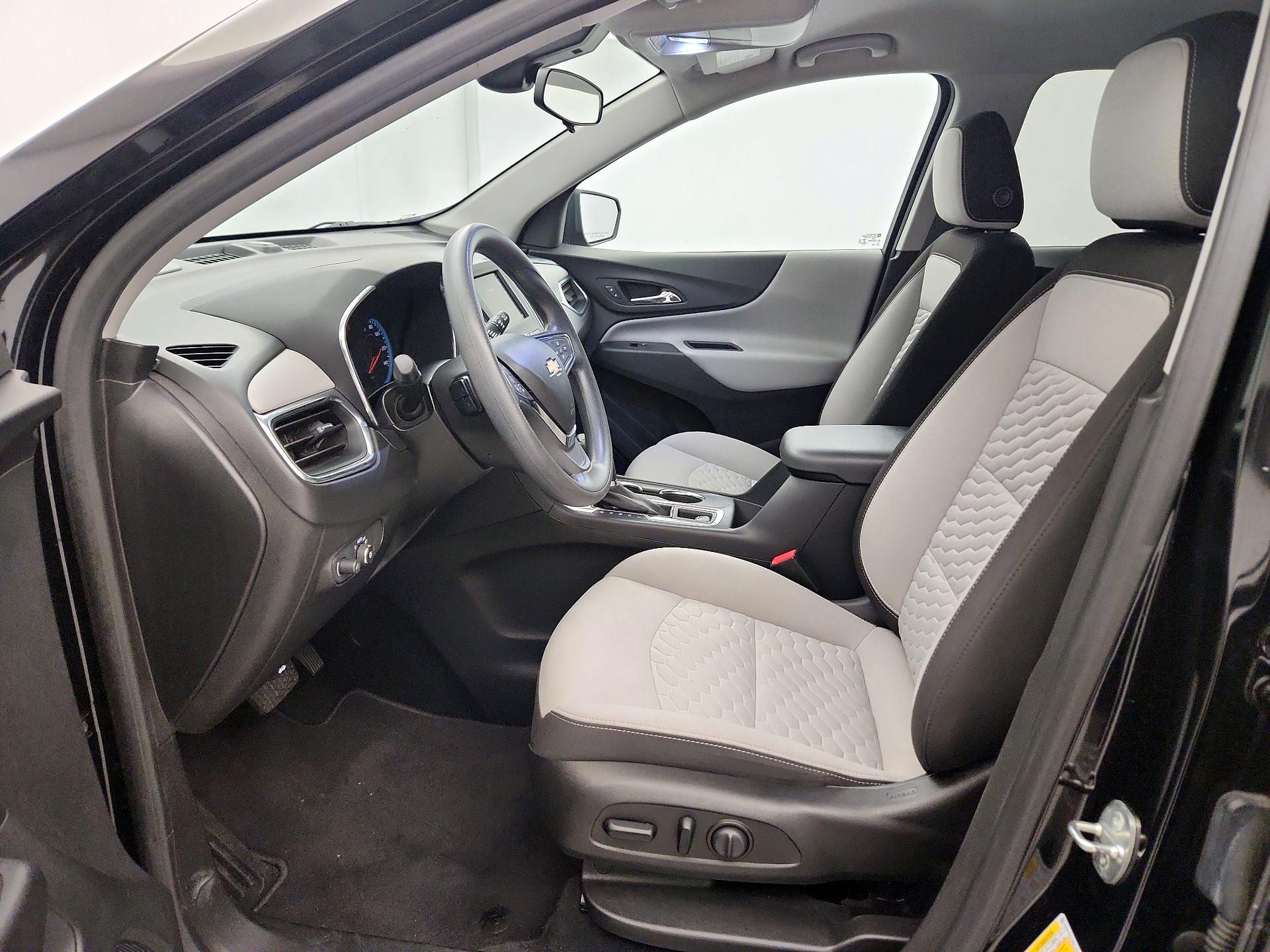 Thumbnail: 2021 Chevrolet Equinox - 11