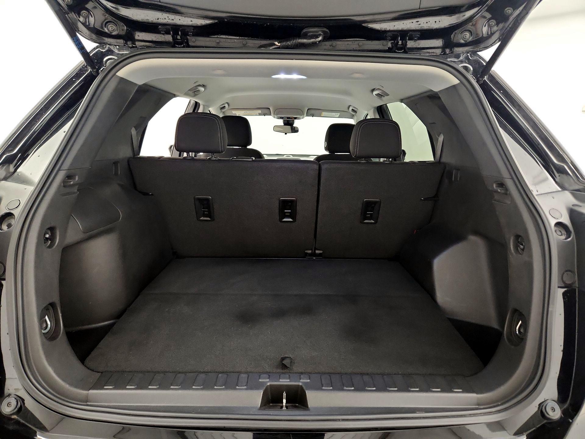 Thumbnail: 2021 Chevrolet Equinox - 19