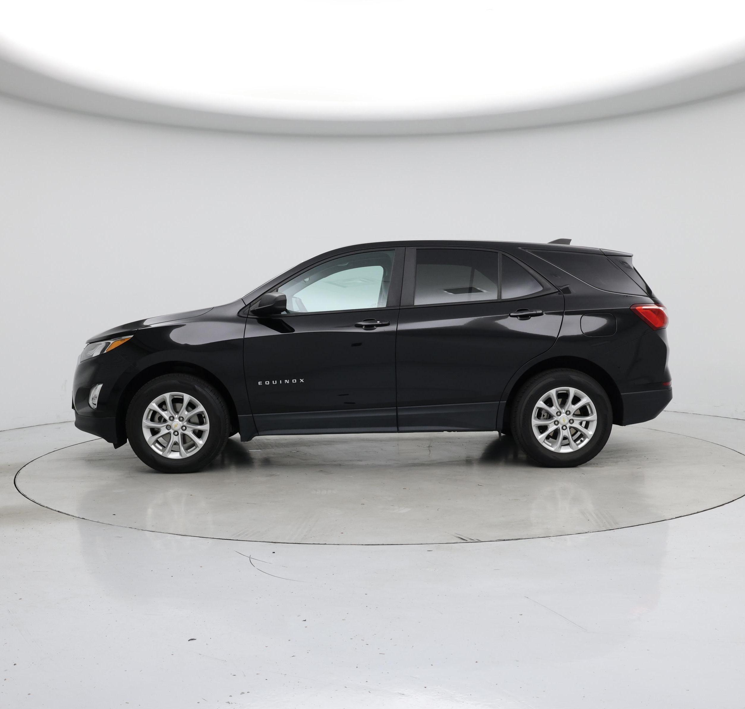 Thumbnail: 2021 Chevrolet Equinox - 3