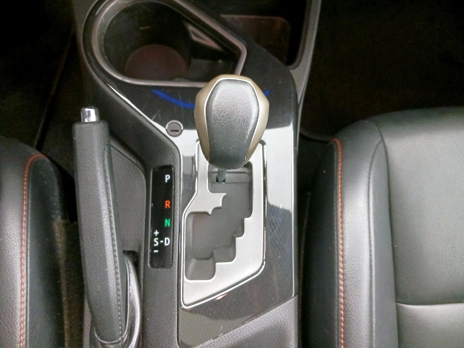 Thumbnail: 2016 Toyota RAV4 - 17