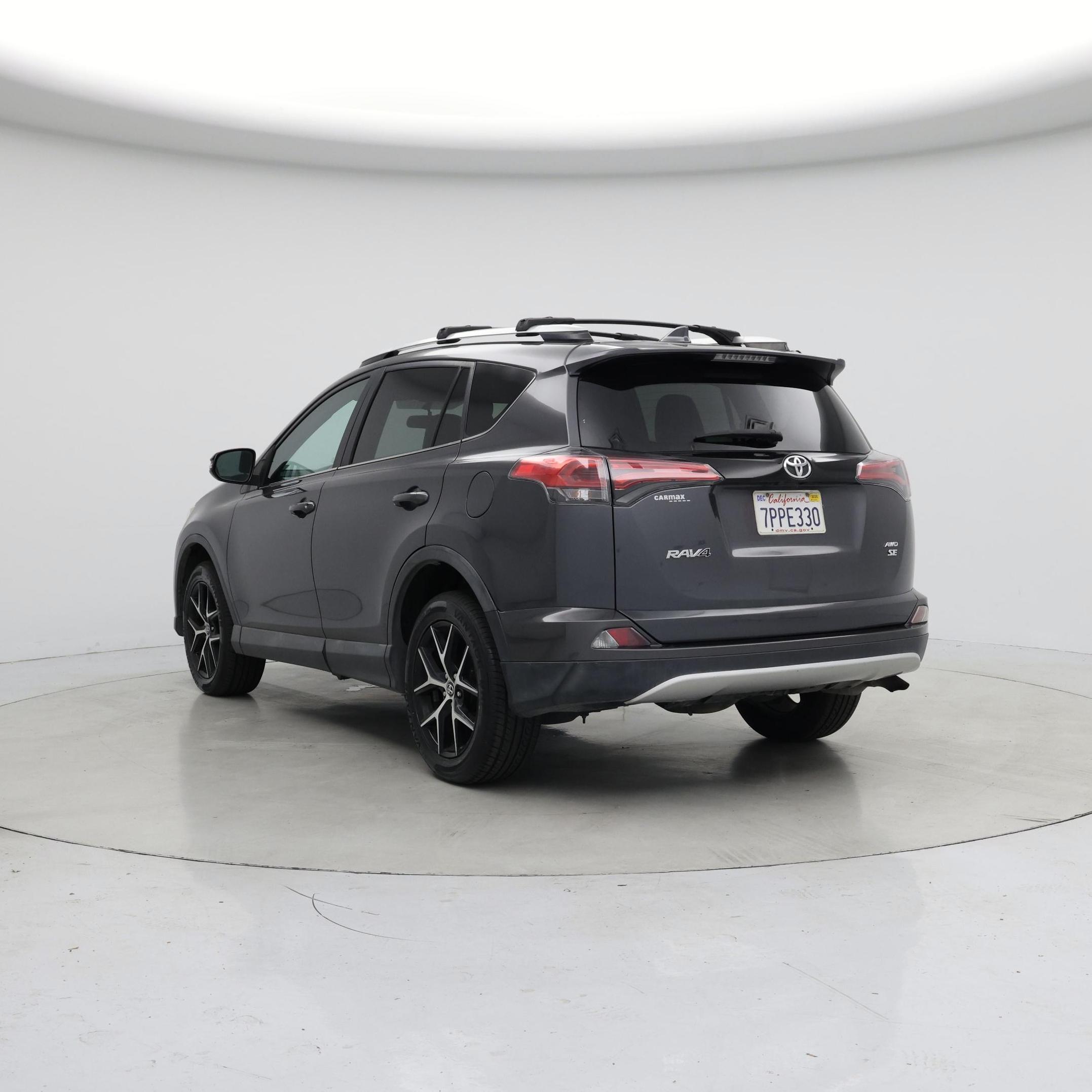 Thumbnail: 2016 Toyota RAV4 - 2