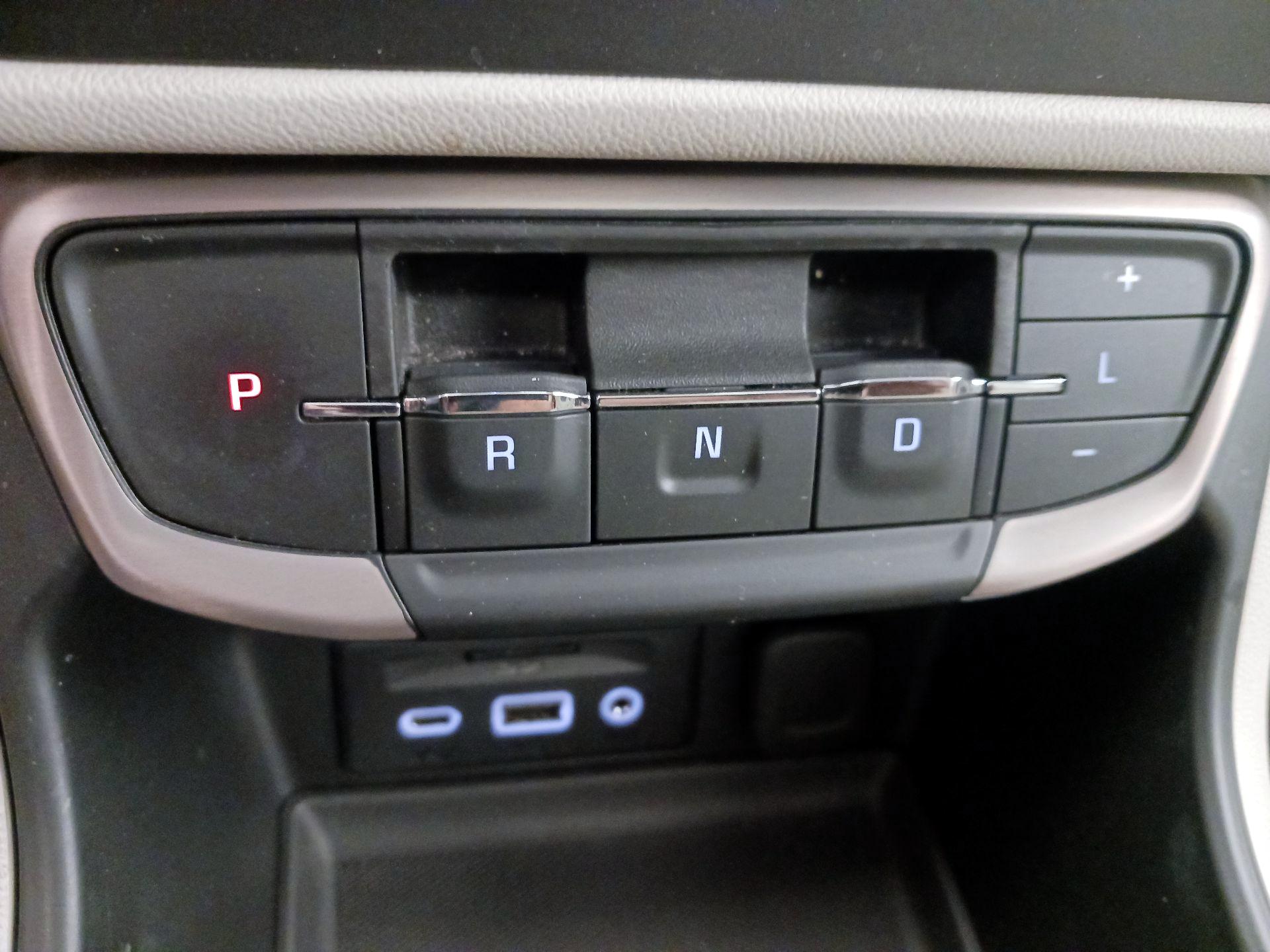 Thumbnail: 2022 GMC Terrain - 18