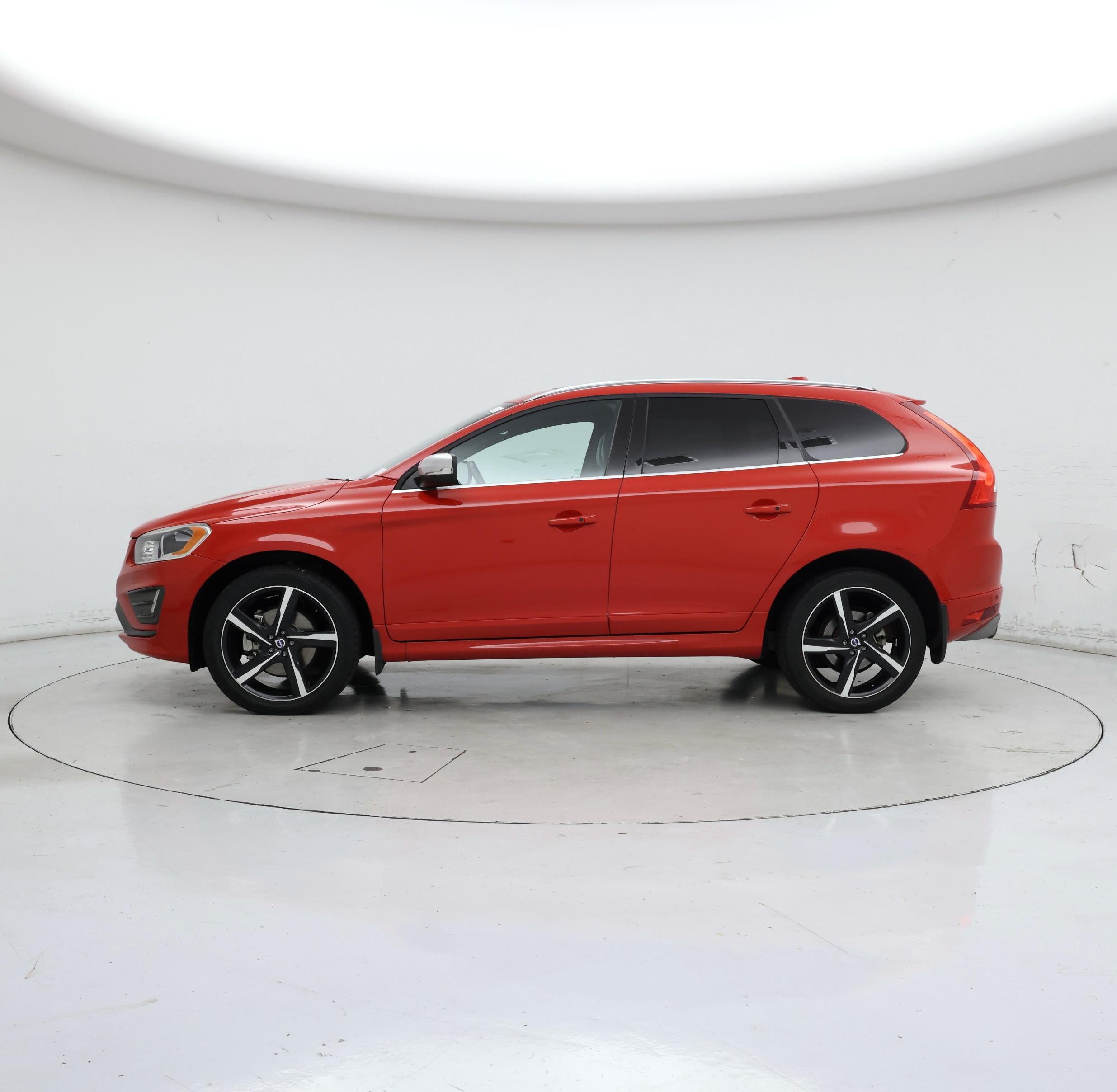 Thumbnail: 2016 Volvo XC60 - 3