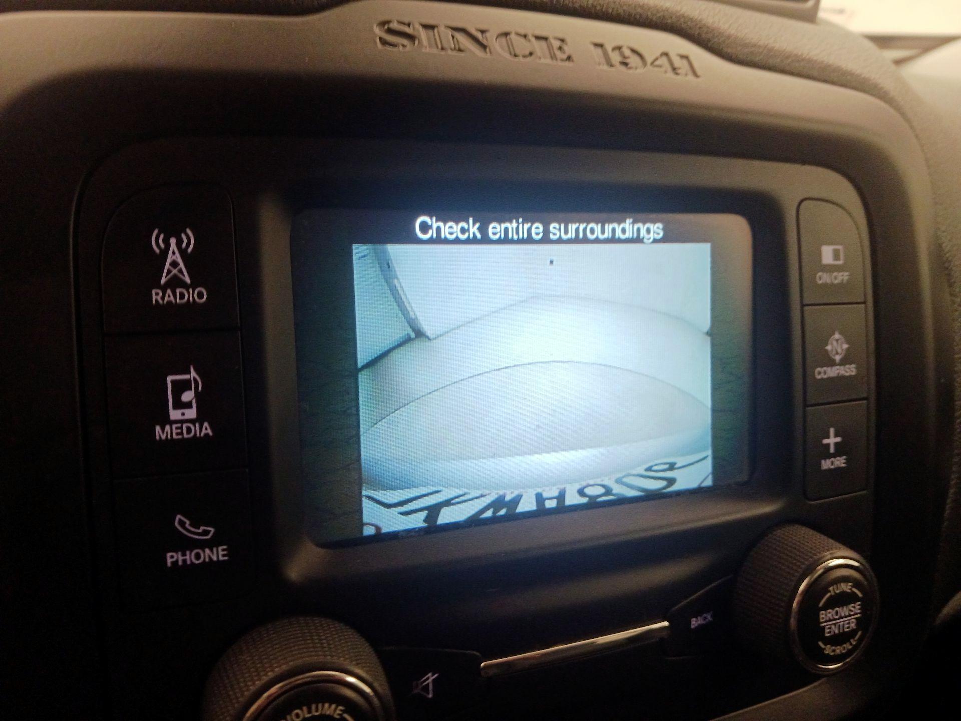 Thumbnail: 2015 Jeep Renegade - 14