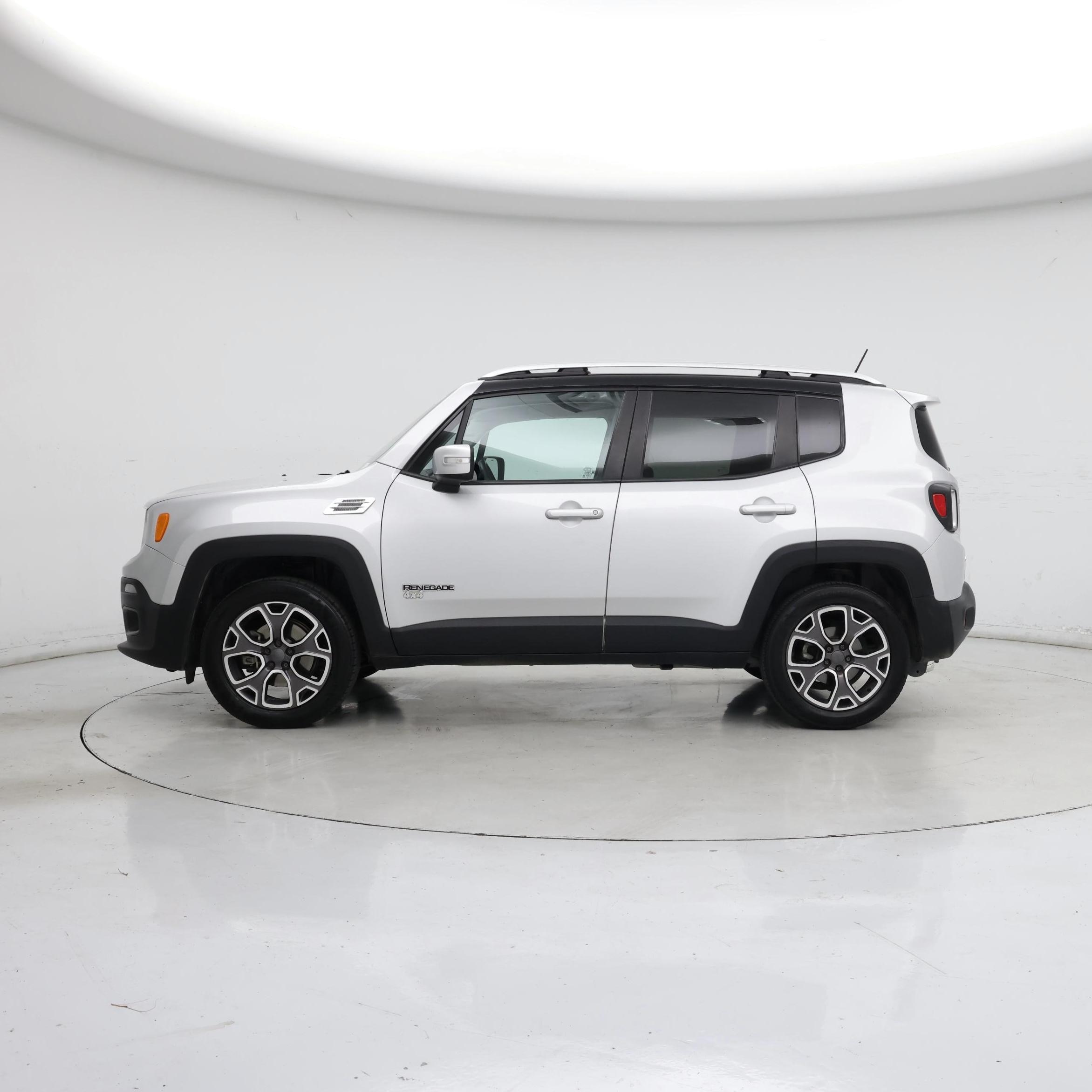 Thumbnail: 2015 Jeep Renegade - 3