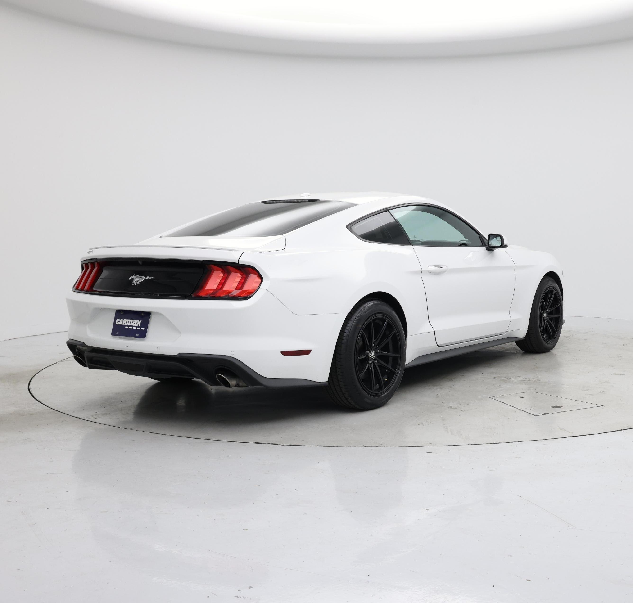 Thumbnail: 2018 Ford Mustang - 8