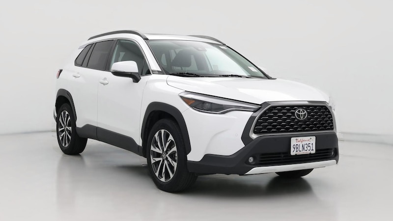 2022 Toyota Corolla Cross XLE Hero Image