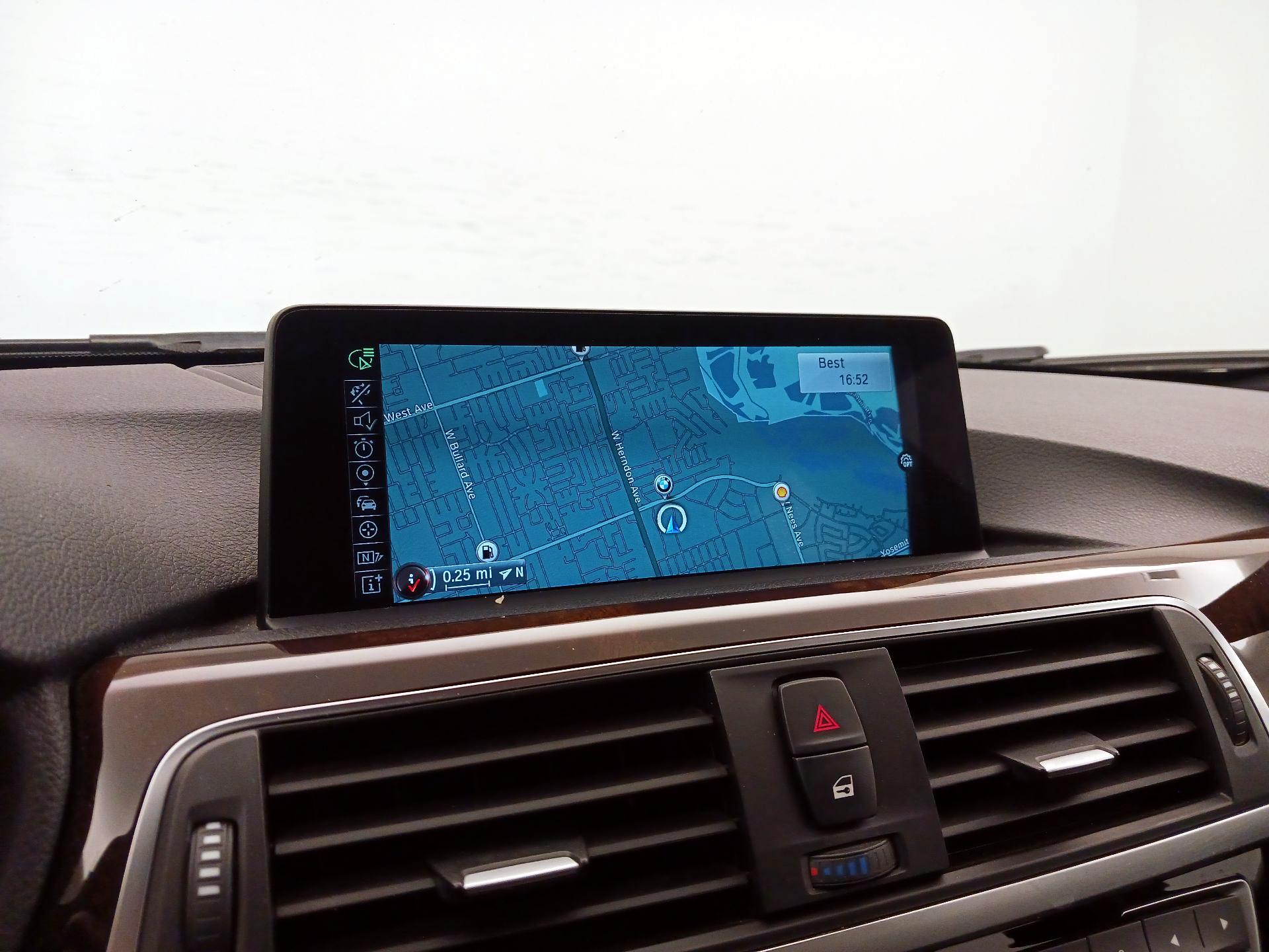 Thumbnail: 2016 BMW 3 Series - 14