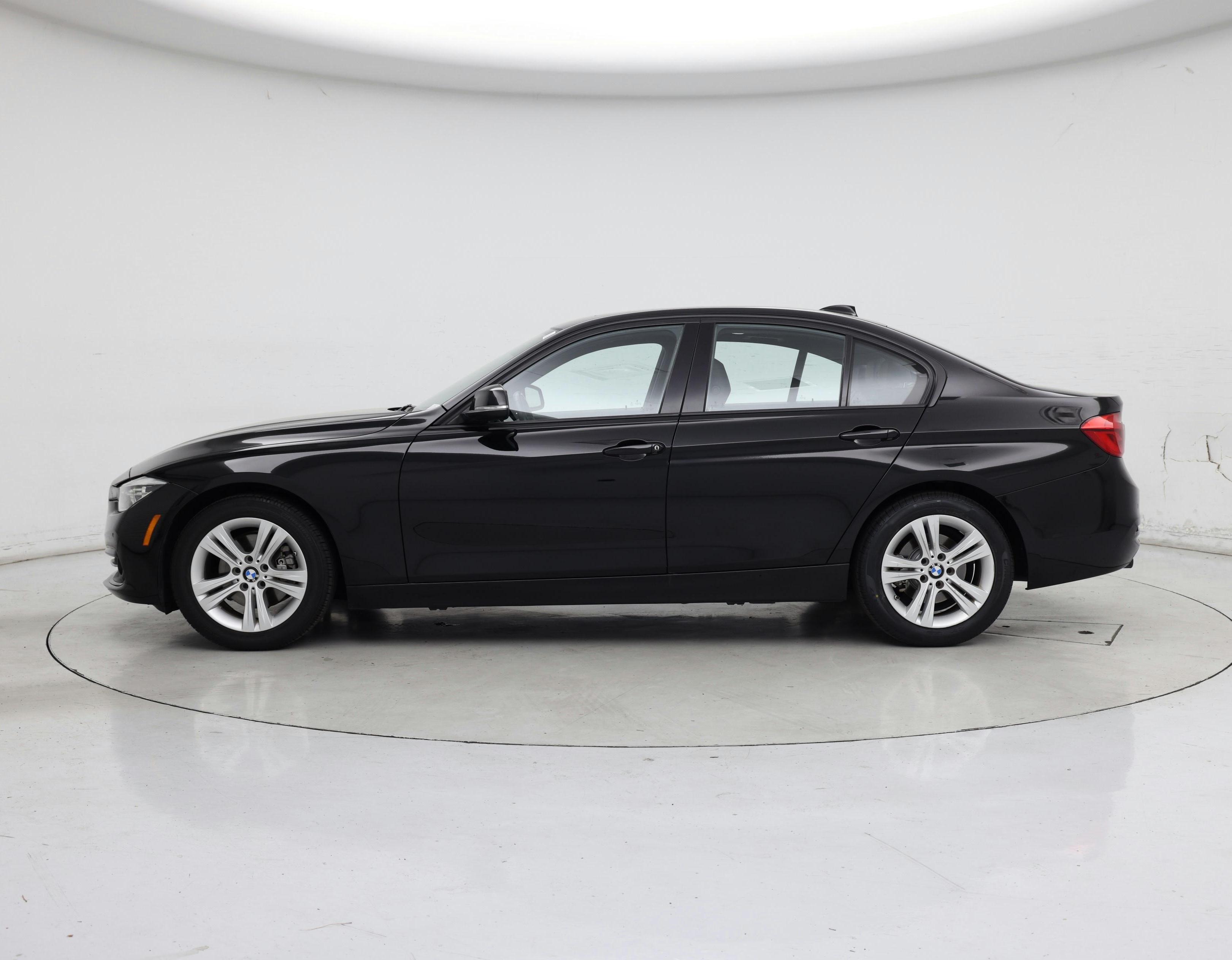 Thumbnail: 2016 BMW 3 Series - 3