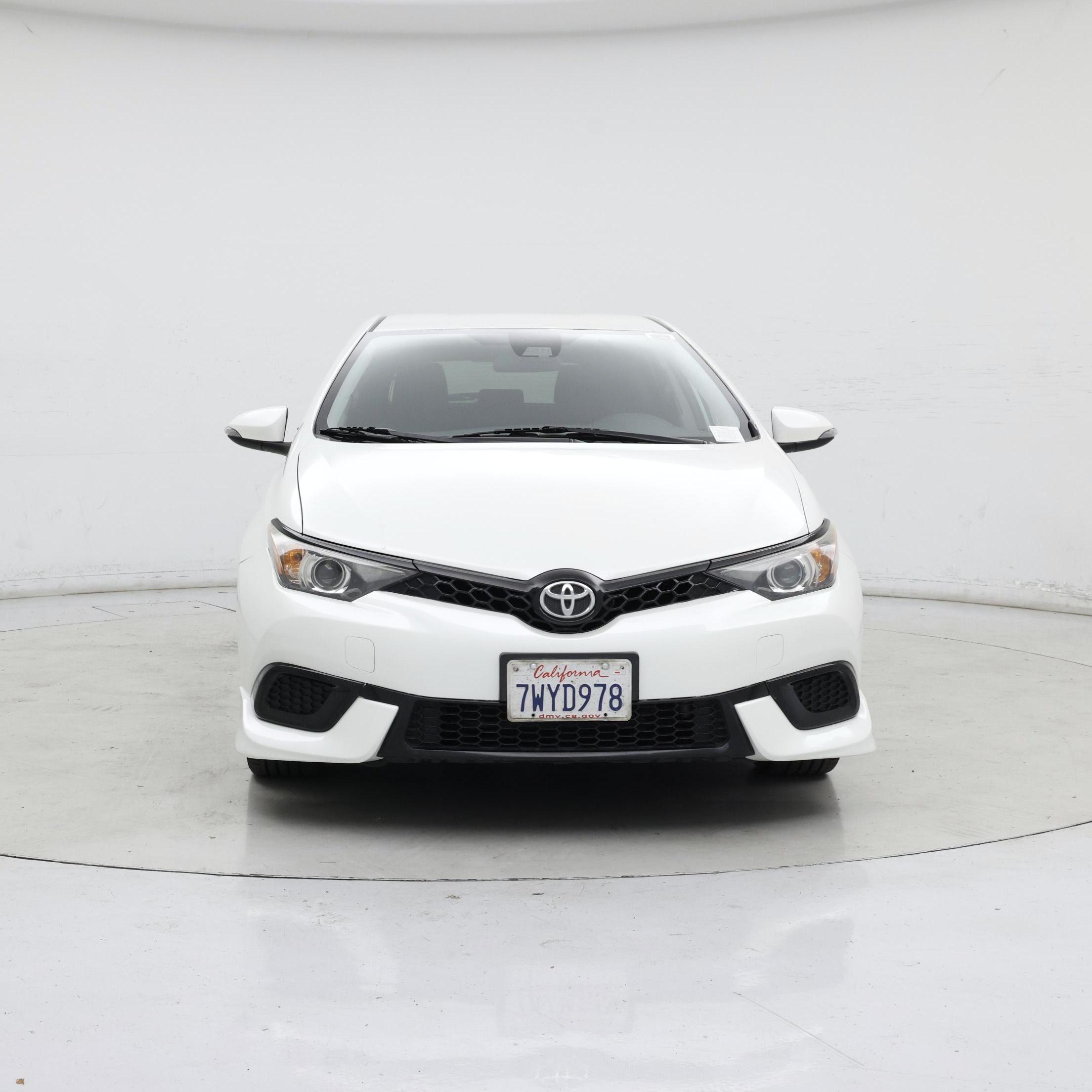 Thumbnail: 2017 Toyota Corolla iM - 5