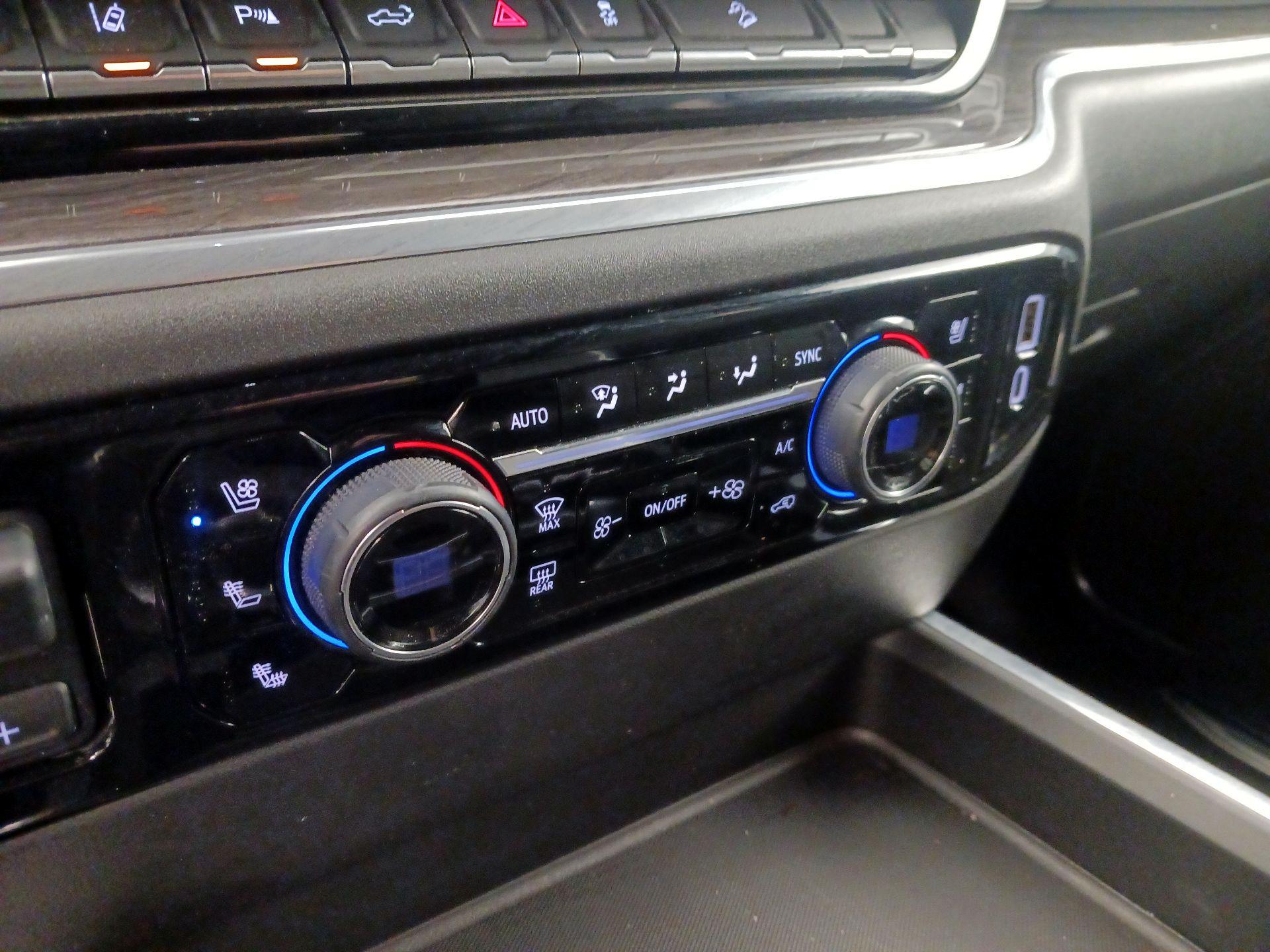 Thumbnail: 2024 Chevrolet Silverado 2500 - 16