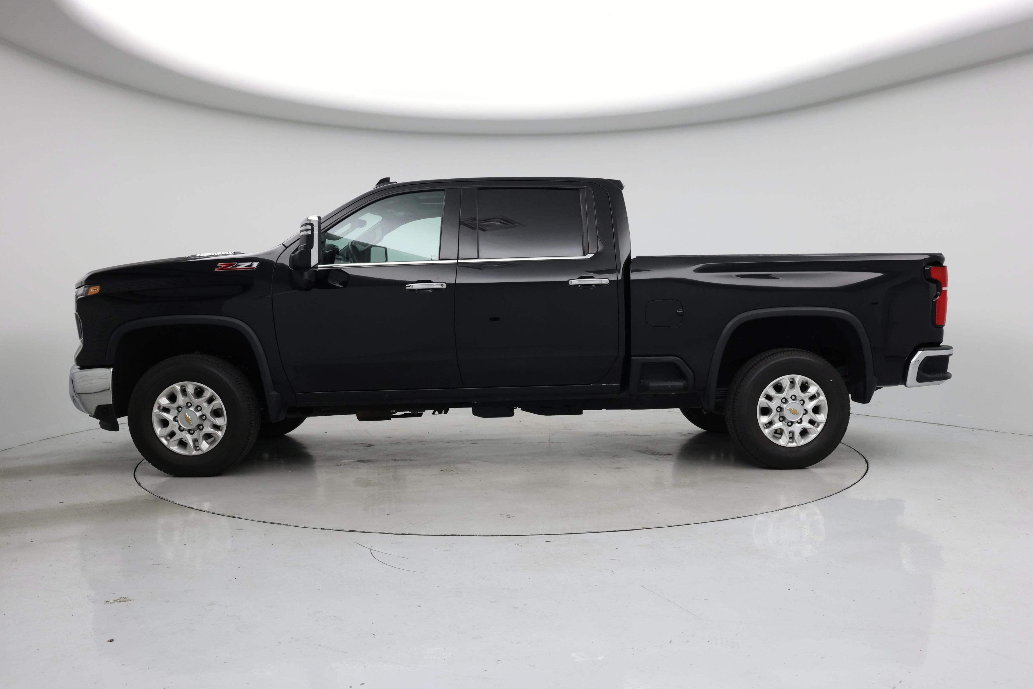 Thumbnail: 2024 Chevrolet Silverado 2500 - 3