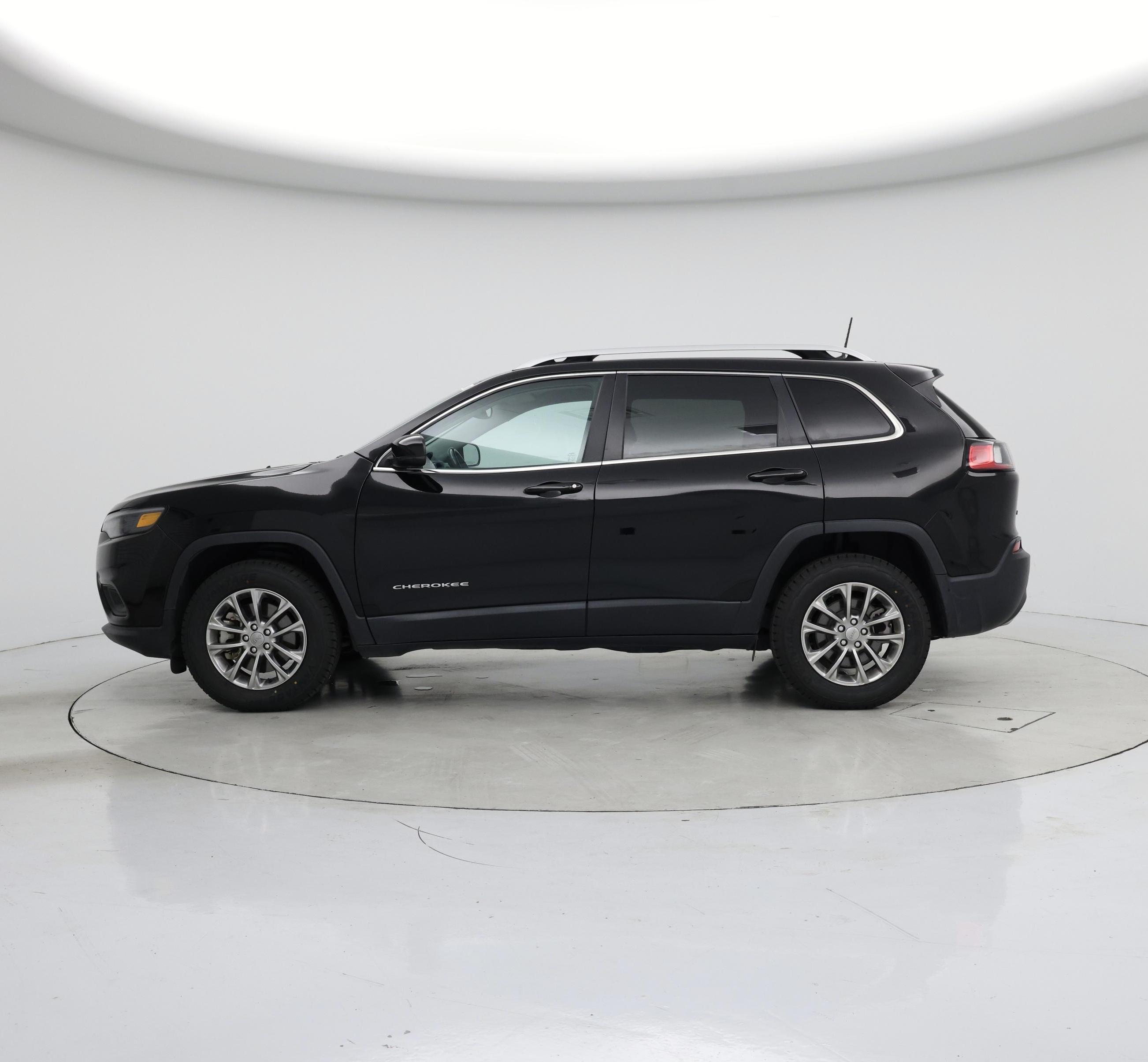 Thumbnail: 2021 Jeep Cherokee - 3