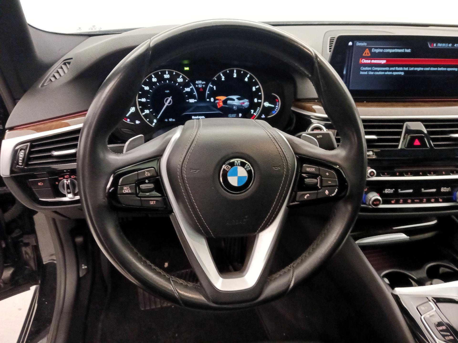 Thumbnail: 2017 BMW 5 Series - 10