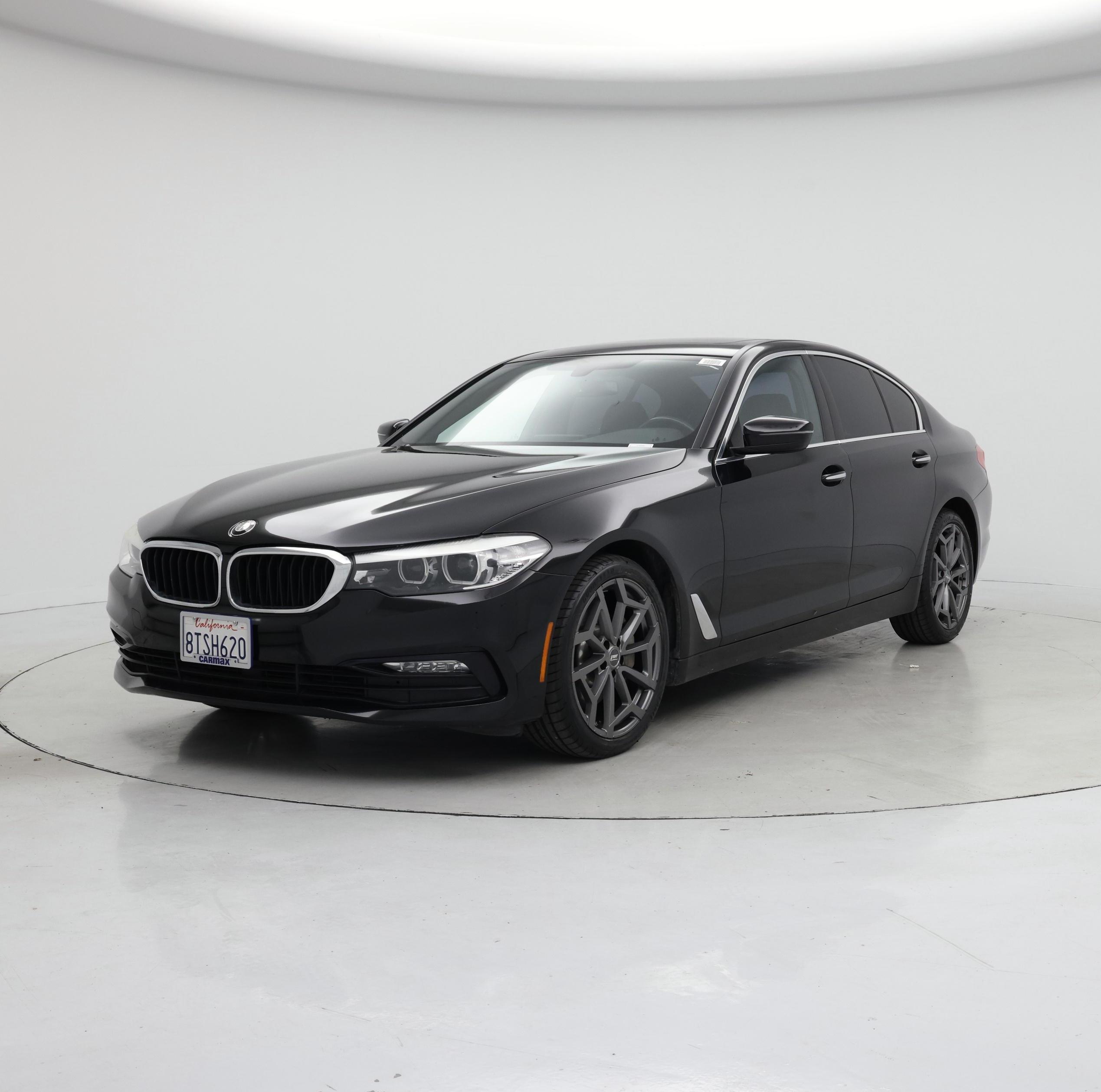 Thumbnail: 2017 BMW 5 Series - 4