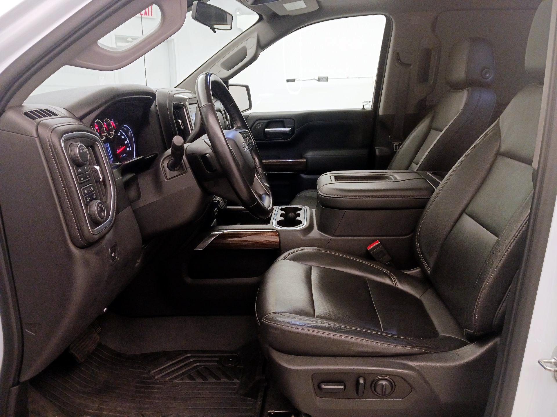 Thumbnail: 2020 Chevrolet Silverado 1500 - 11
