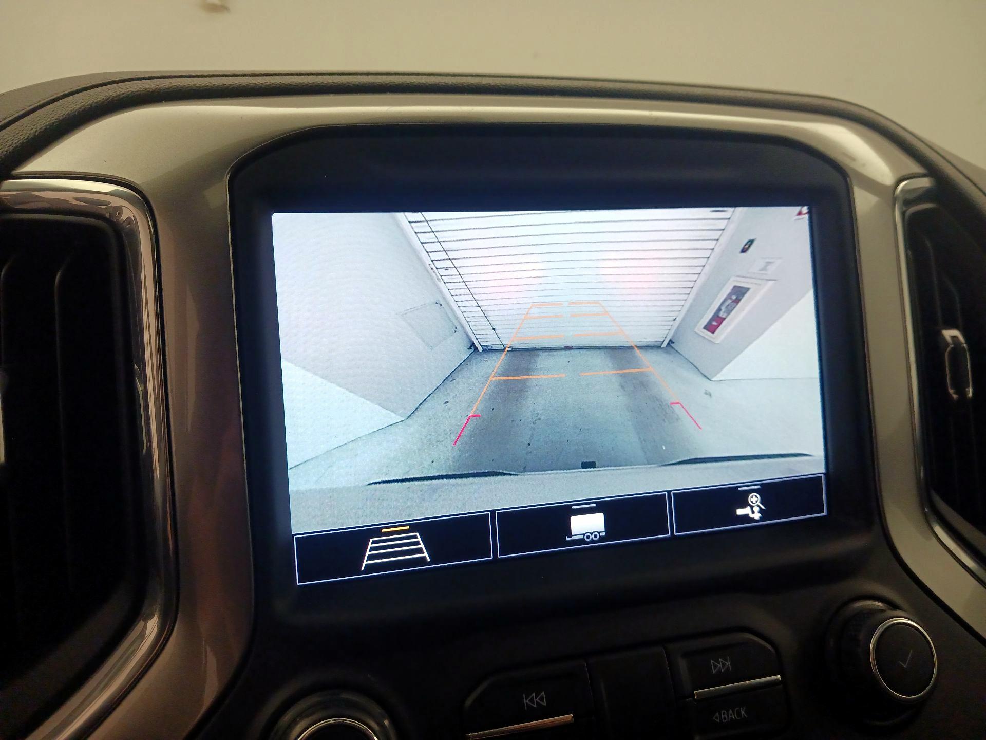 Thumbnail: 2020 Chevrolet Silverado 1500 - 14