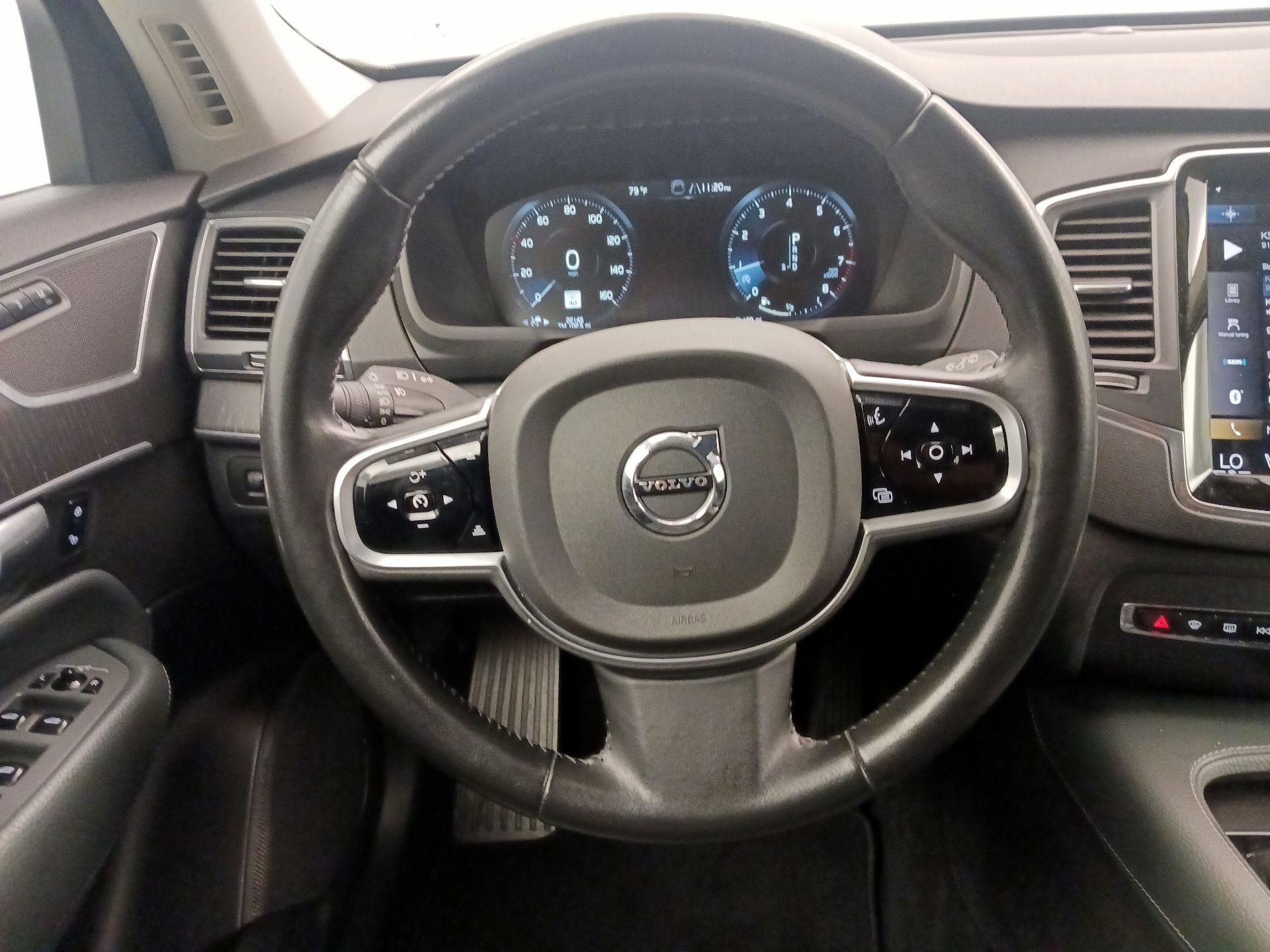 Thumbnail: 2020 Volvo XC90 - 10