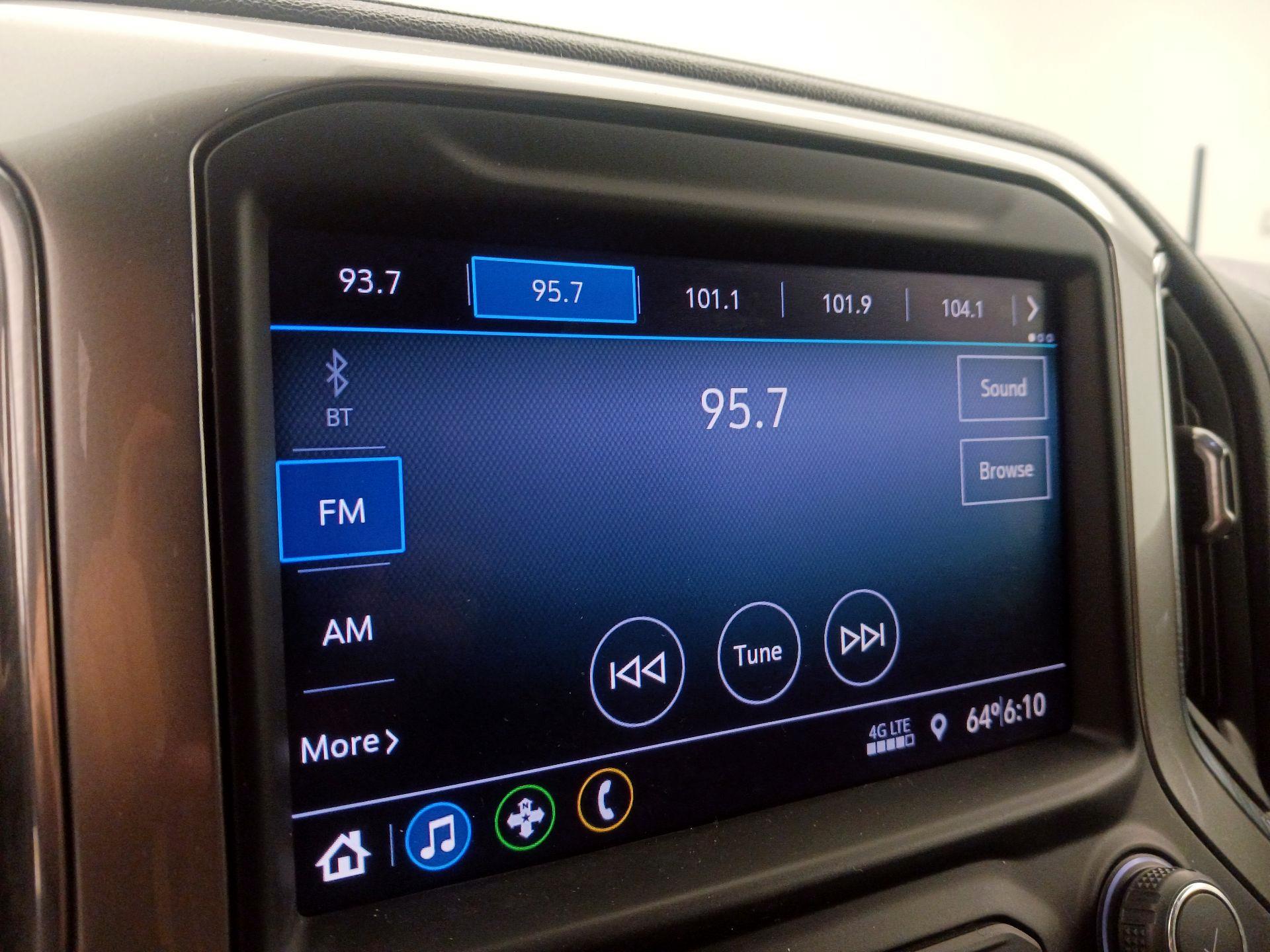 Thumbnail: 2020 Chevrolet Silverado 1500 - 15