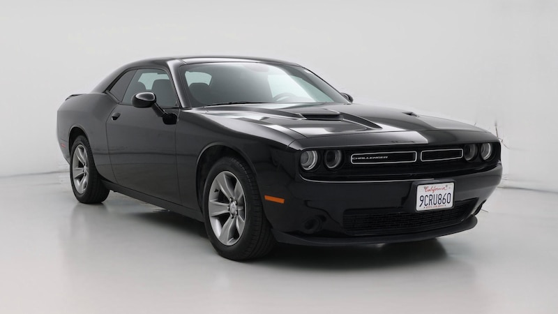 2019 Dodge Challenger SXT Hero Image