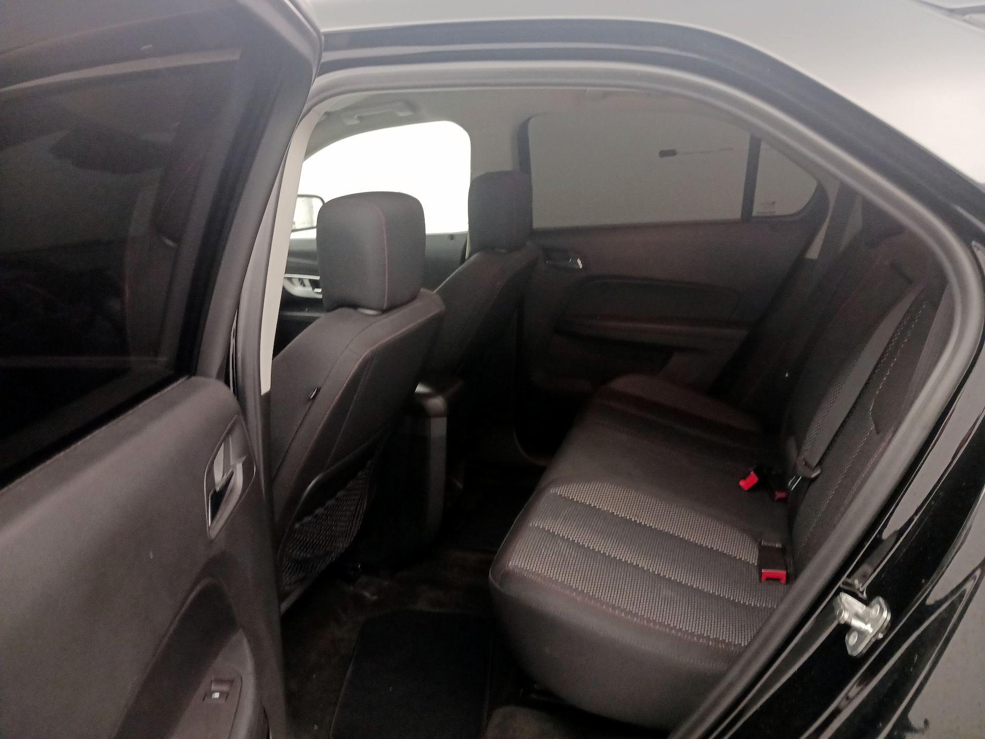Thumbnail: 2017 Chevrolet Equinox - 17