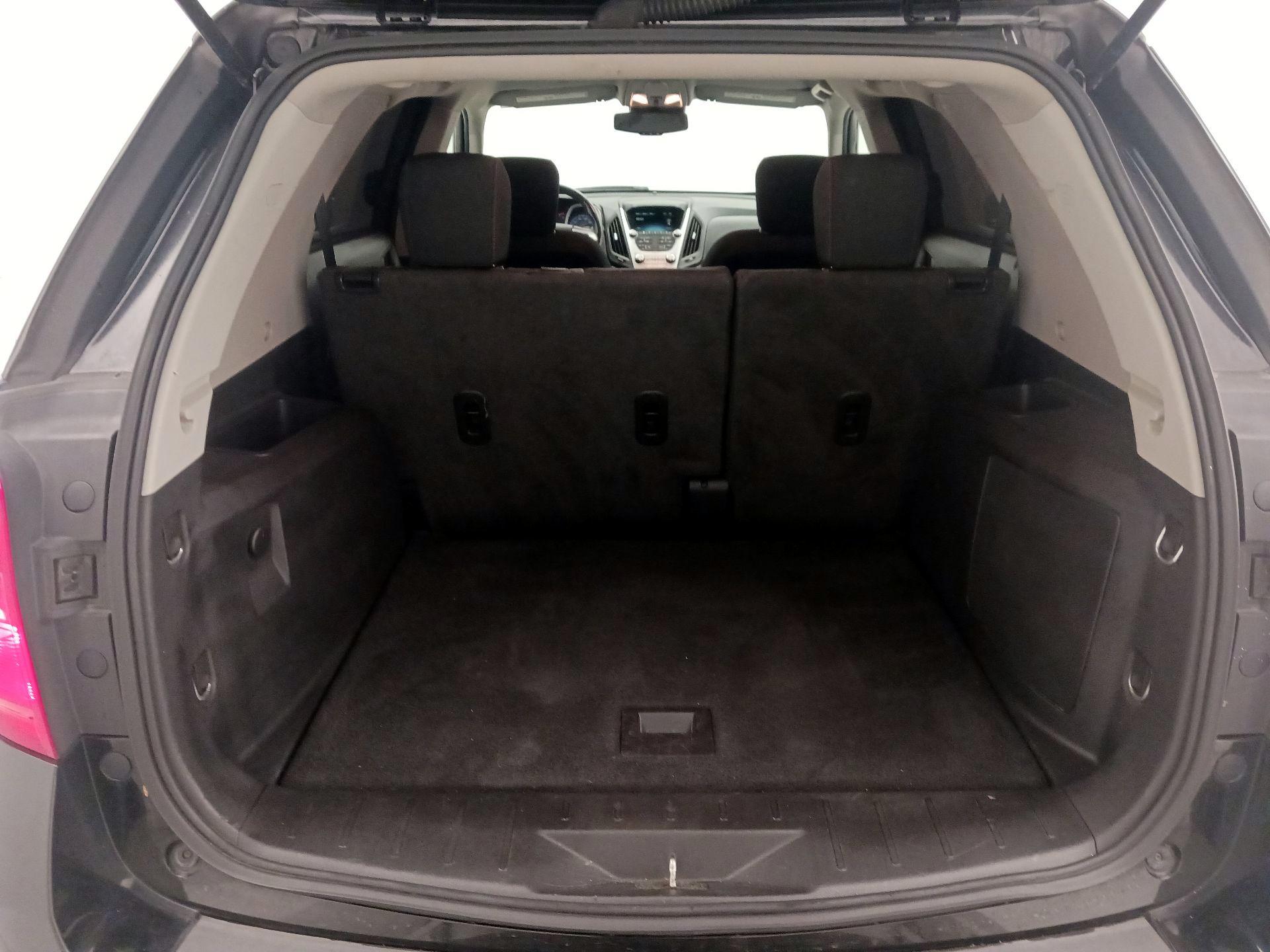 Thumbnail: 2017 Chevrolet Equinox - 18