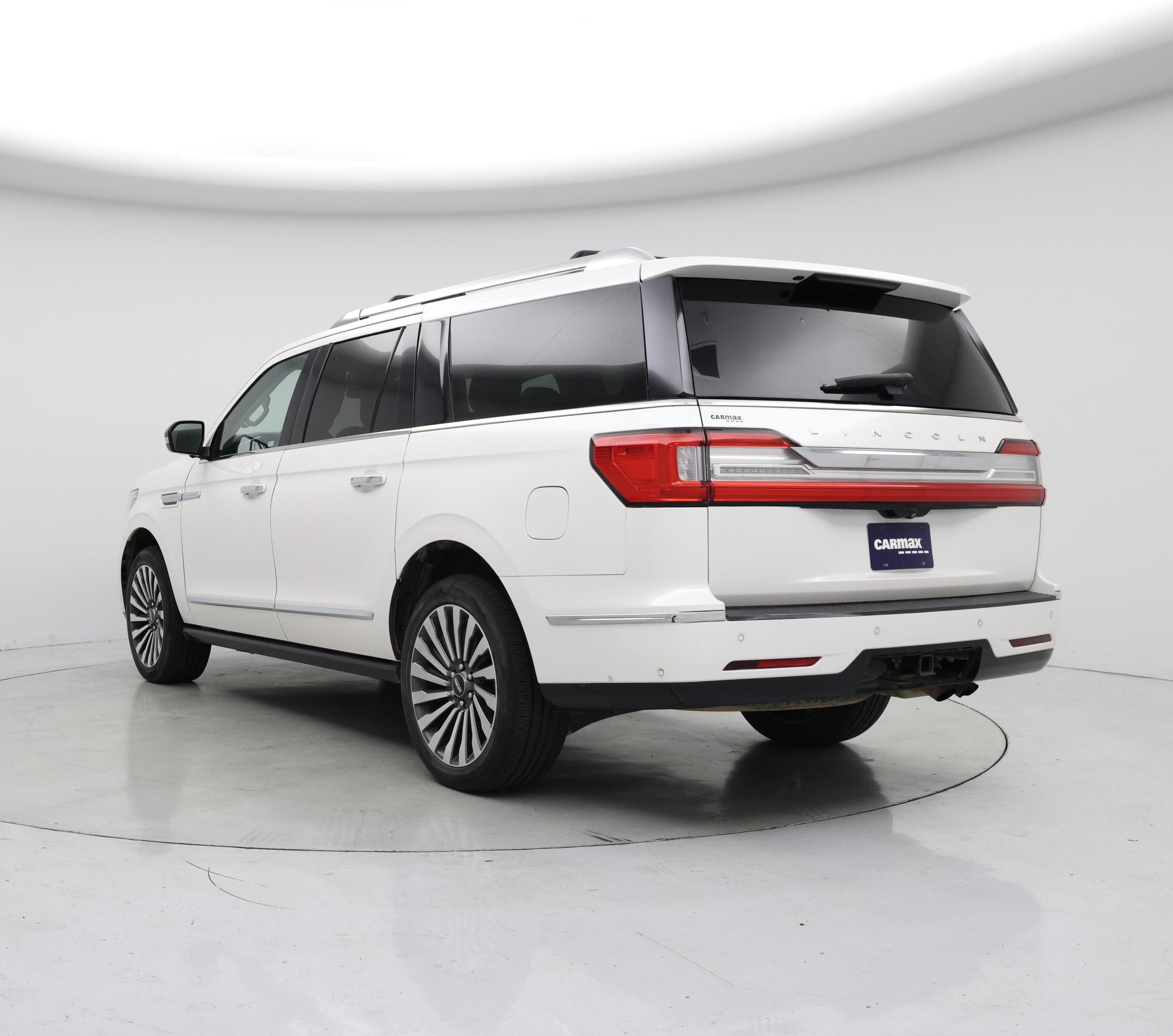 Thumbnail: 2018 Lincoln Navigator L - 2