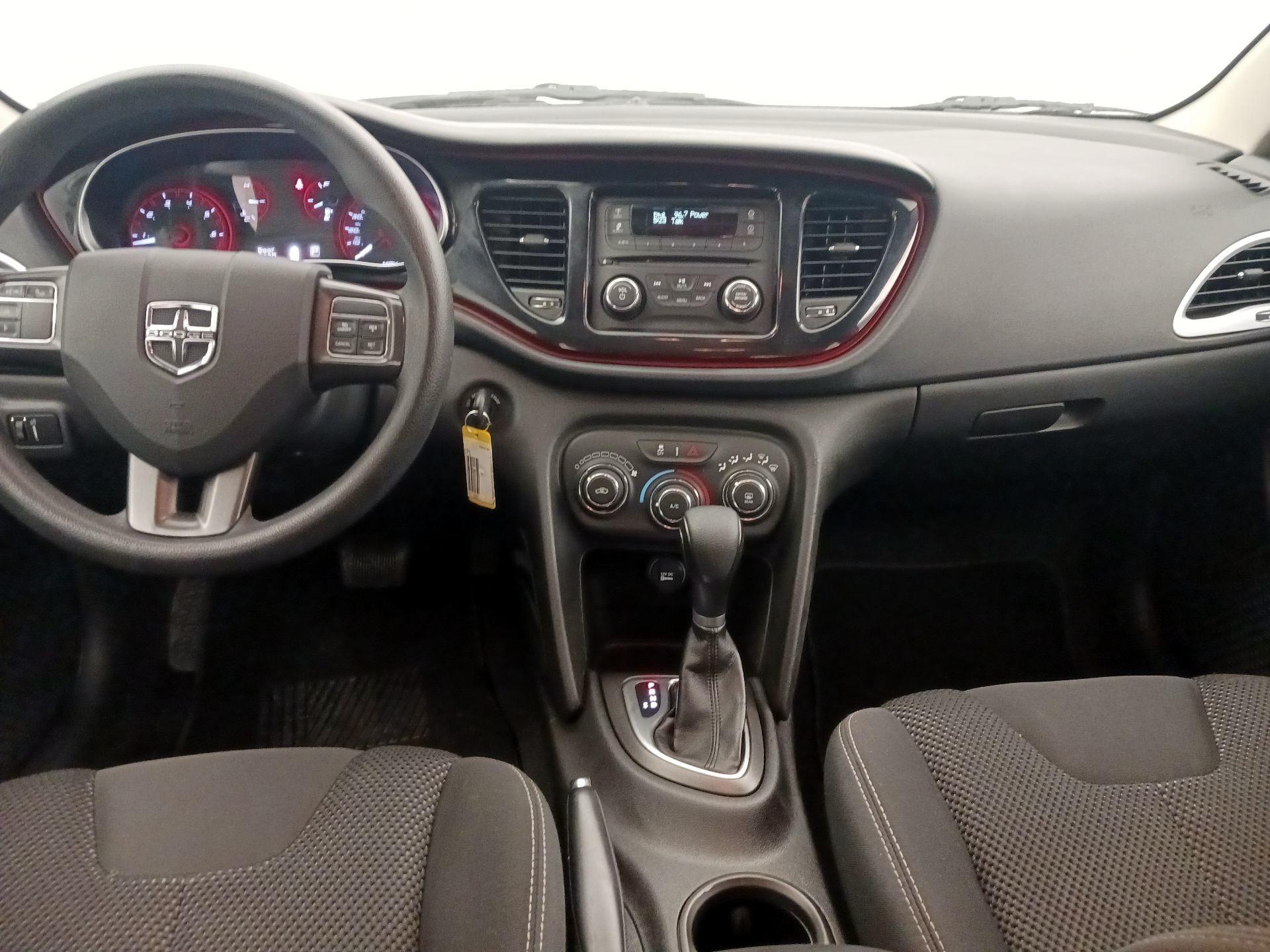 Thumbnail: 2016 Dodge Dart - 9