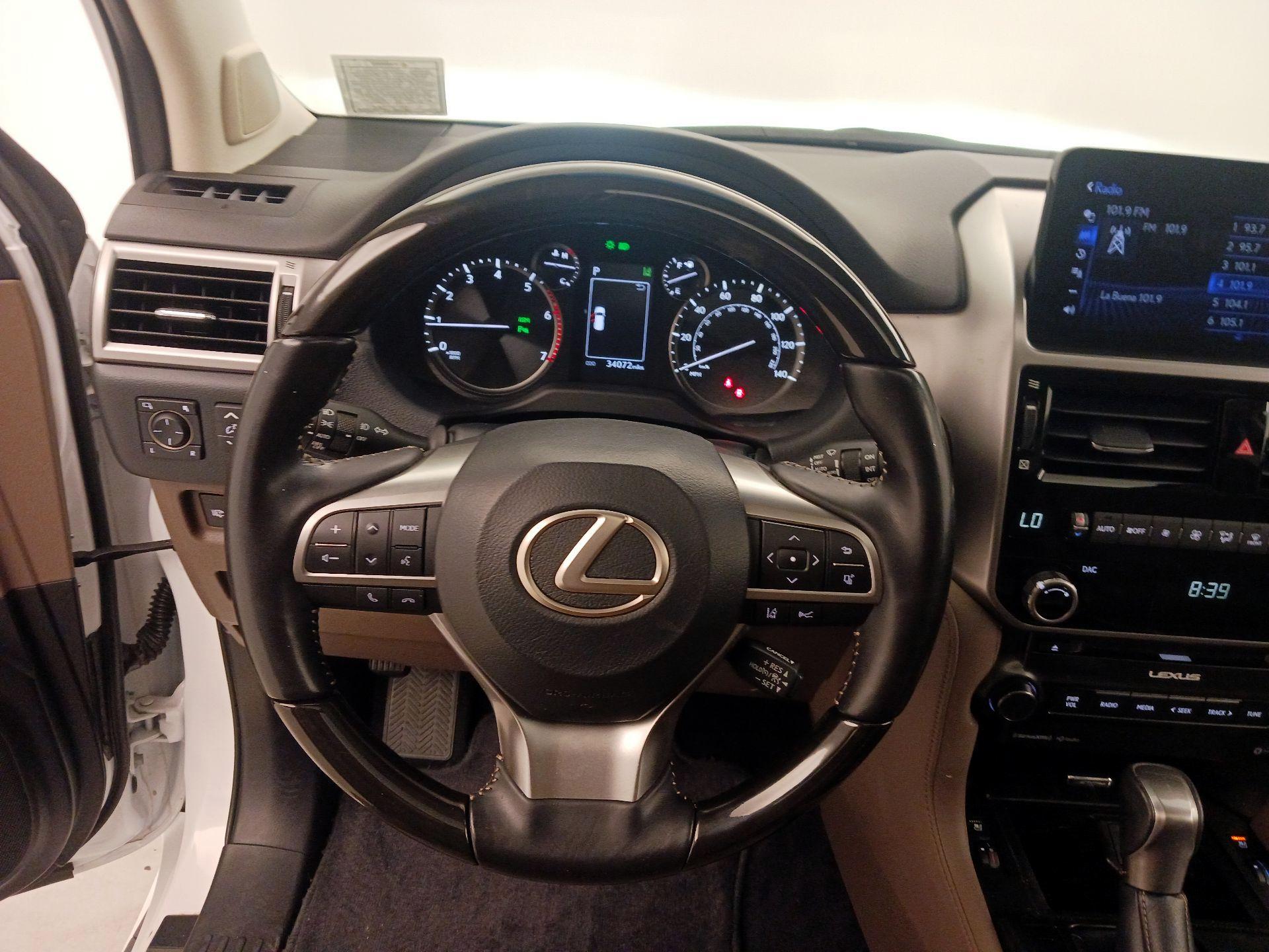 Thumbnail: 2022 Lexus GX - 10
