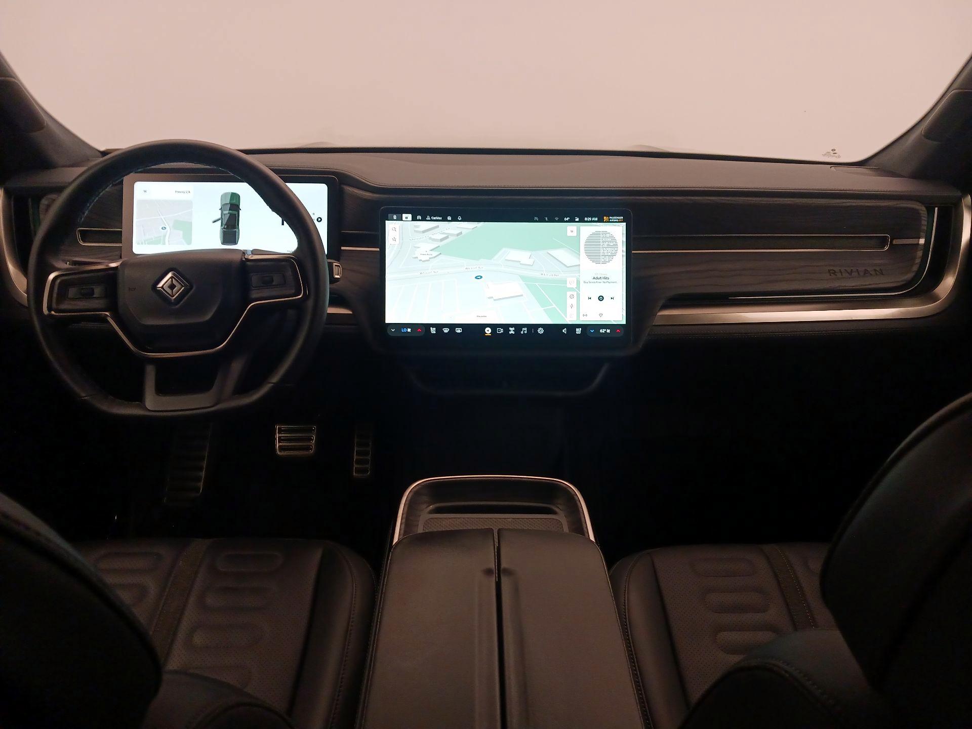 Thumbnail: 2023 Rivian R1T - 9