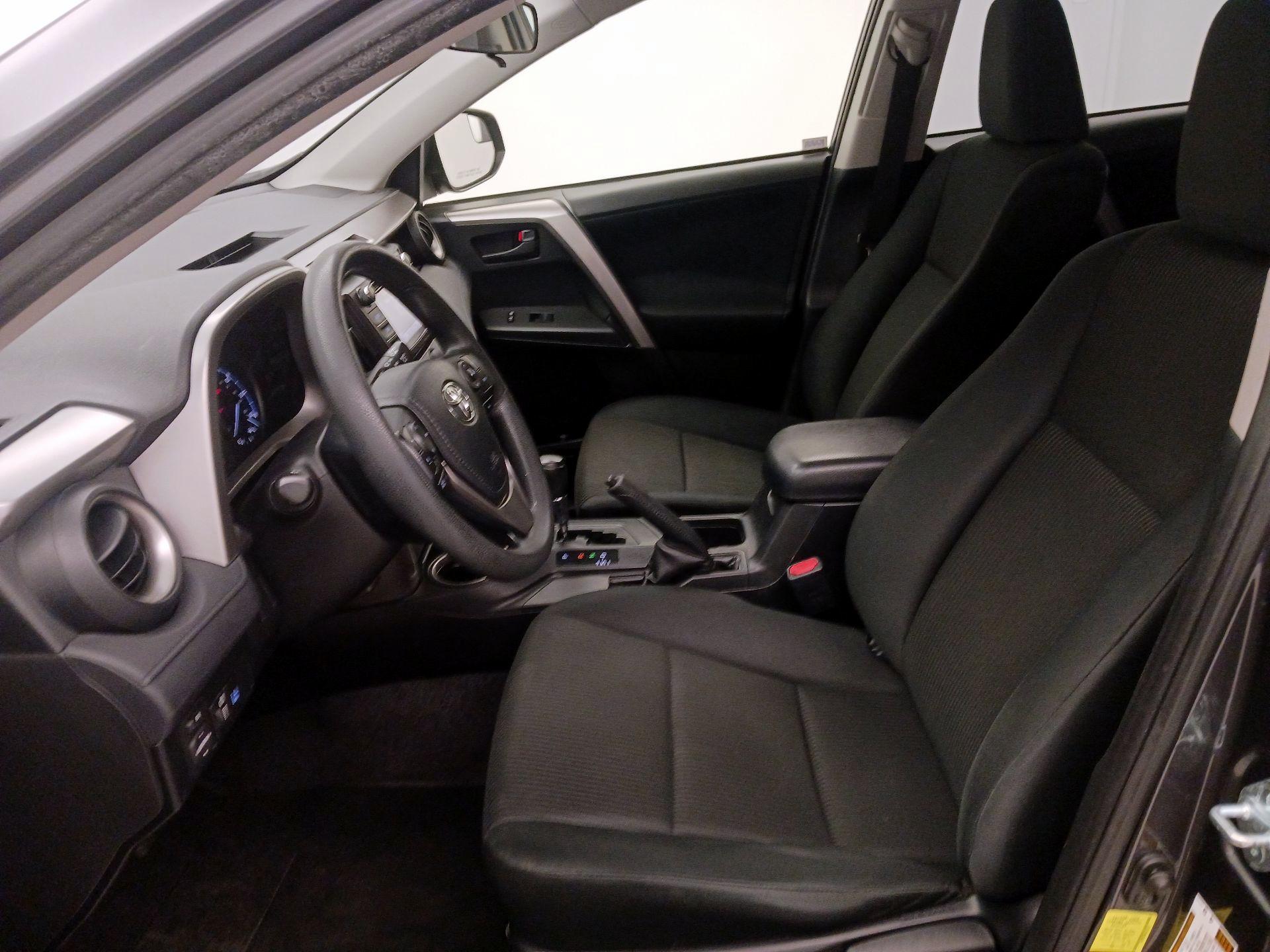 Thumbnail: 2017 Toyota RAV4 - 11