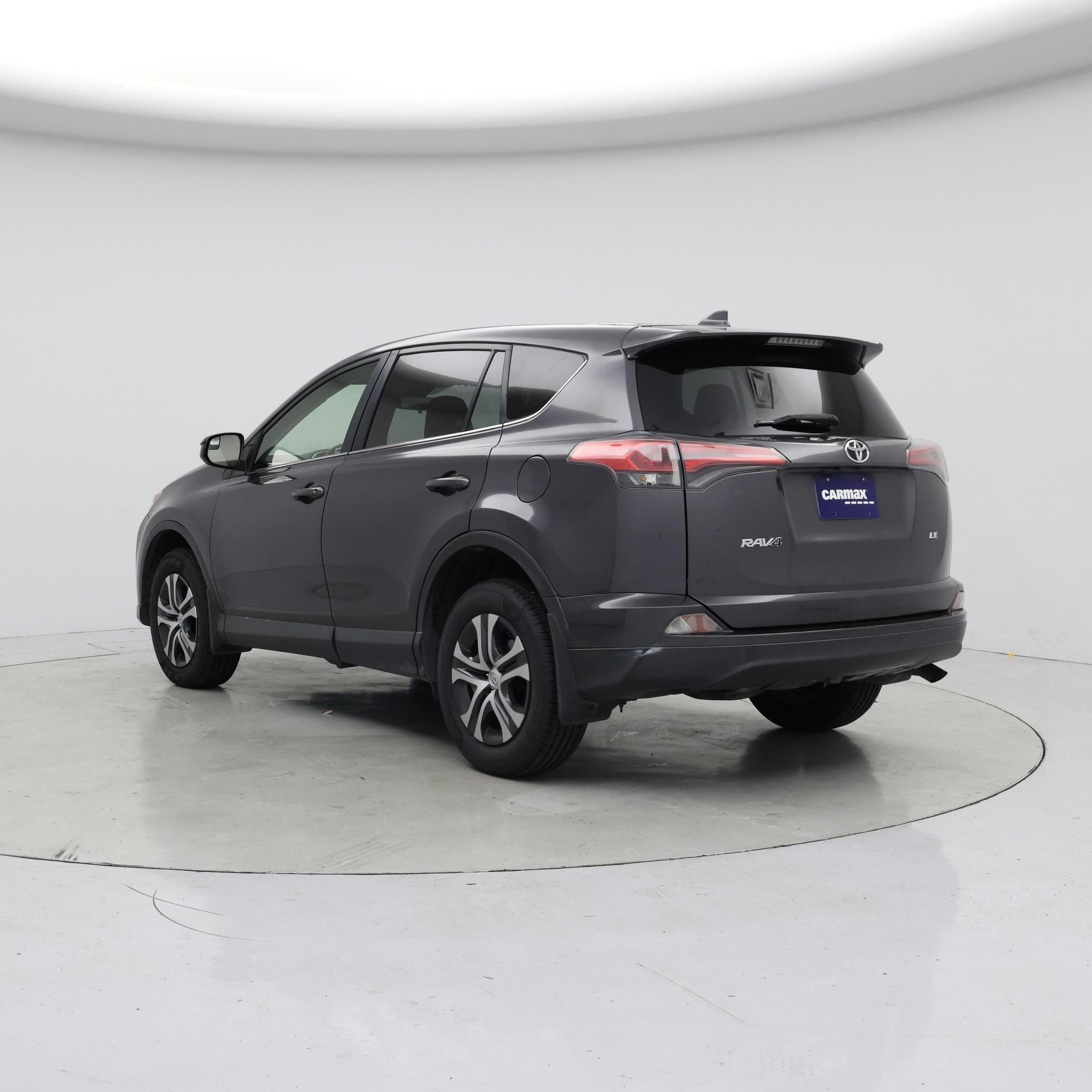 Thumbnail: 2017 Toyota RAV4 - 2