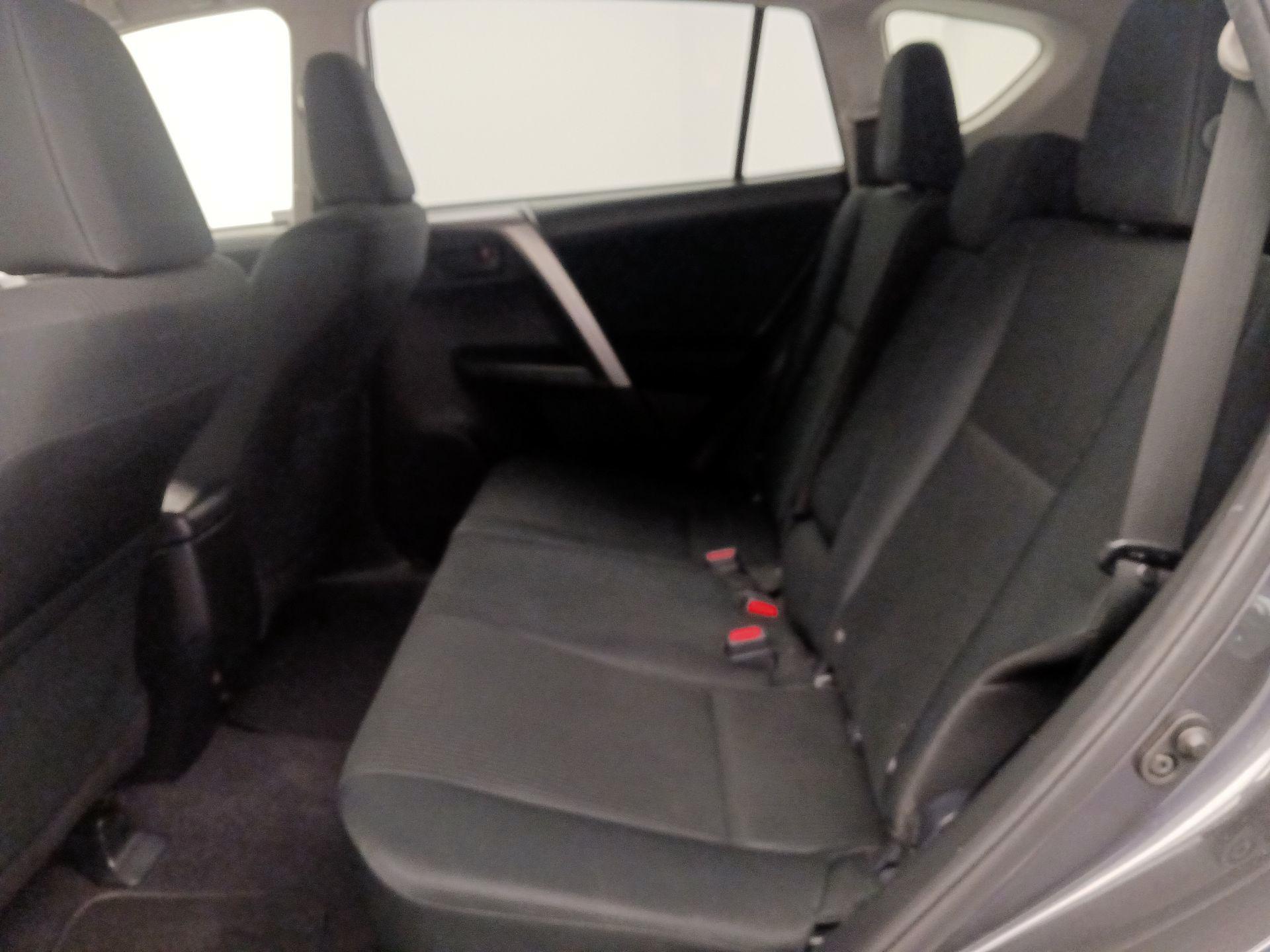 Thumbnail: 2017 Toyota RAV4 - 19