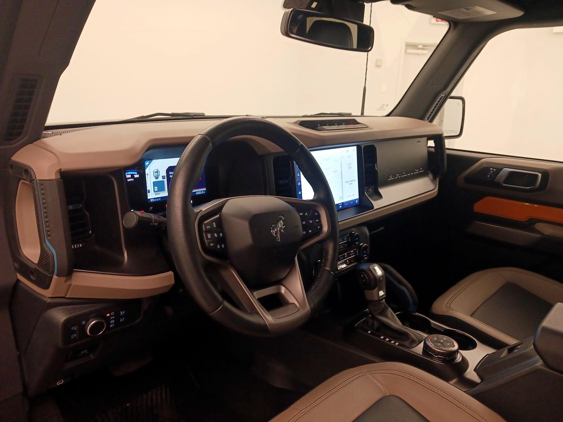 Thumbnail: 2022 Ford Bronco - 9