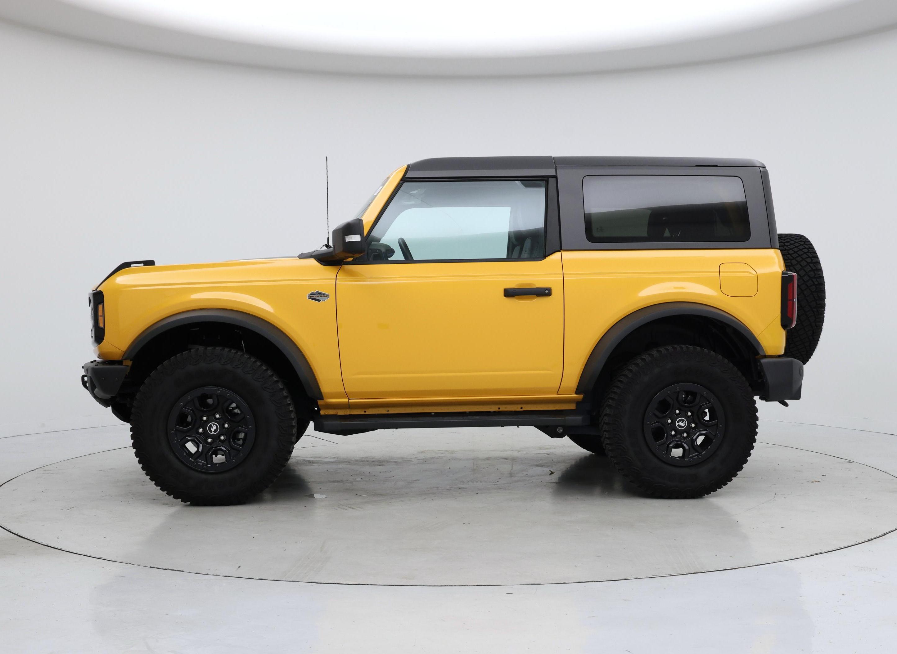 Thumbnail: 2022 Ford Bronco - 3