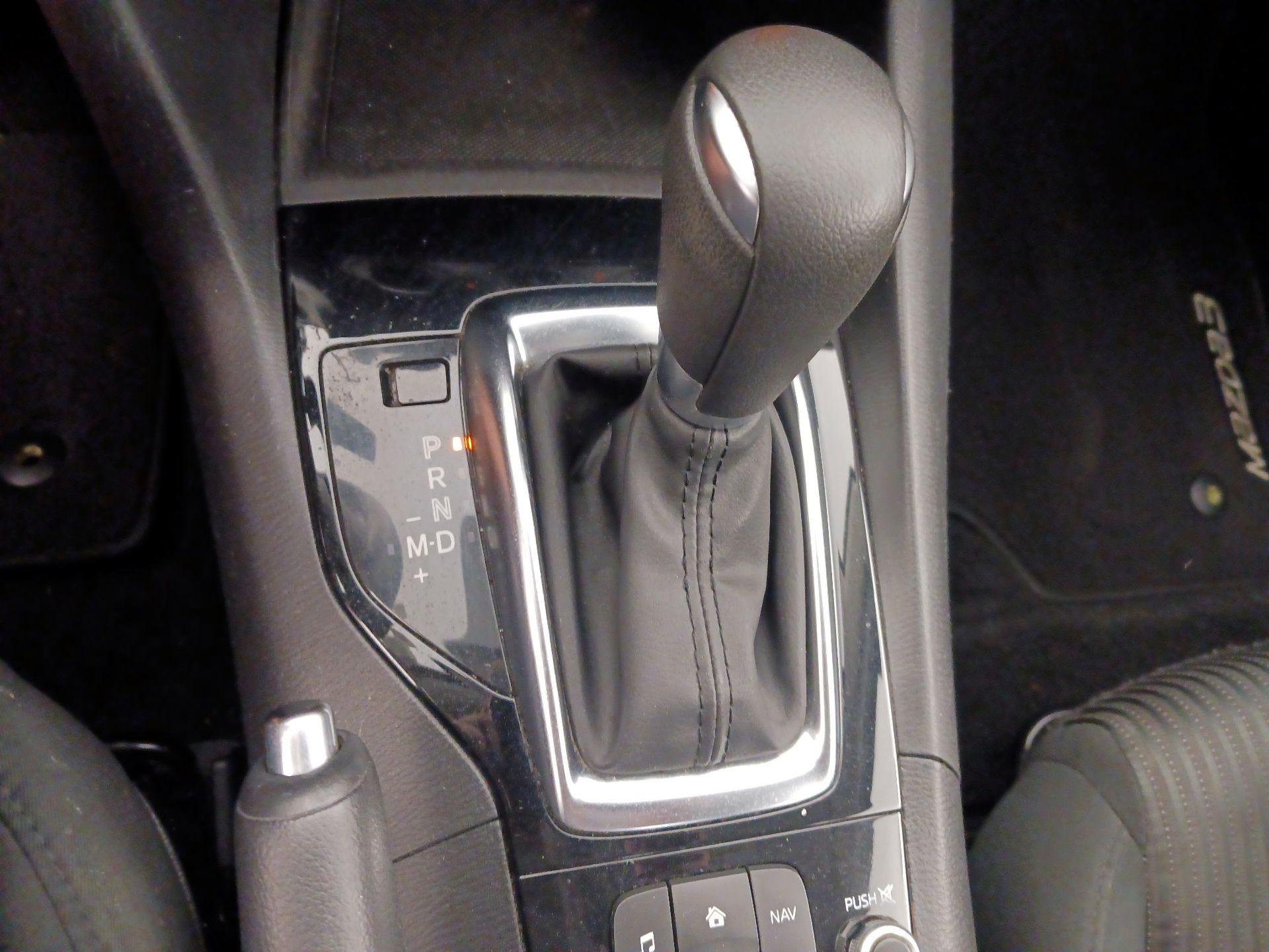 Thumbnail: 2016 Mazda Mazda3 - 17