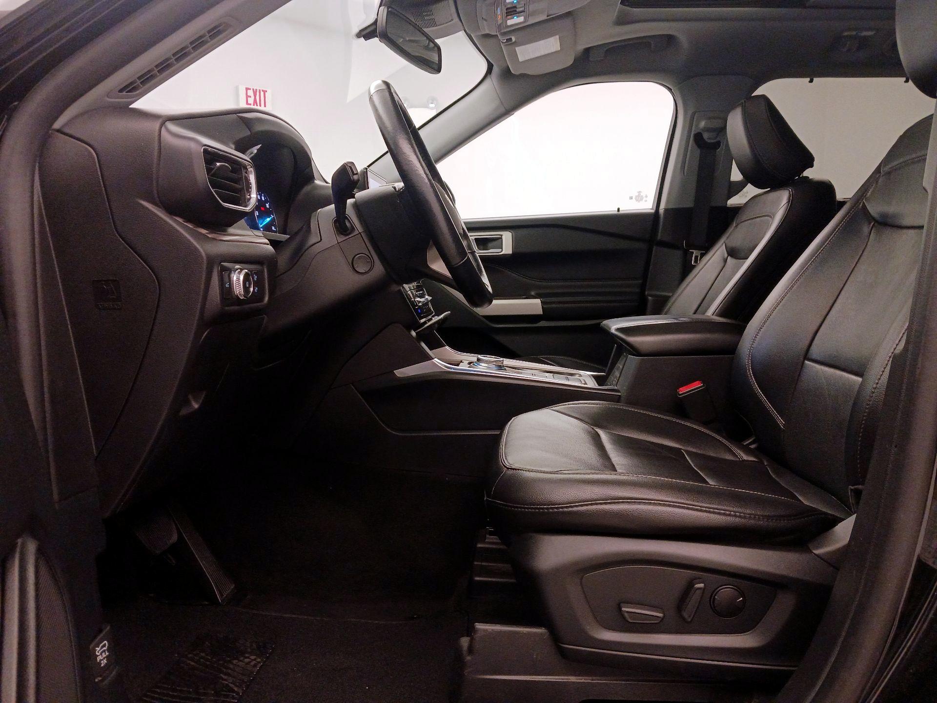 Thumbnail: 2021 Ford Explorer - 11