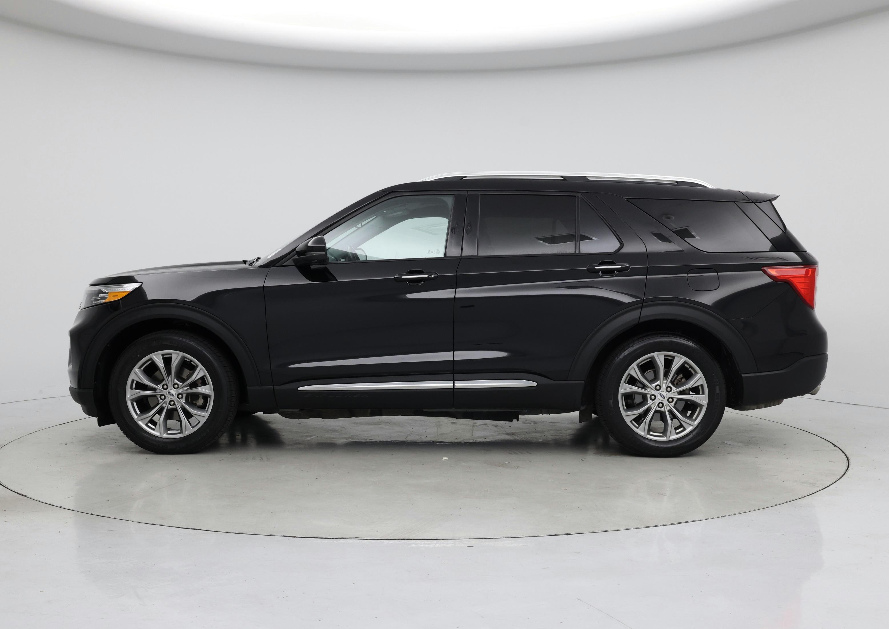 Thumbnail: 2021 Ford Explorer - 3