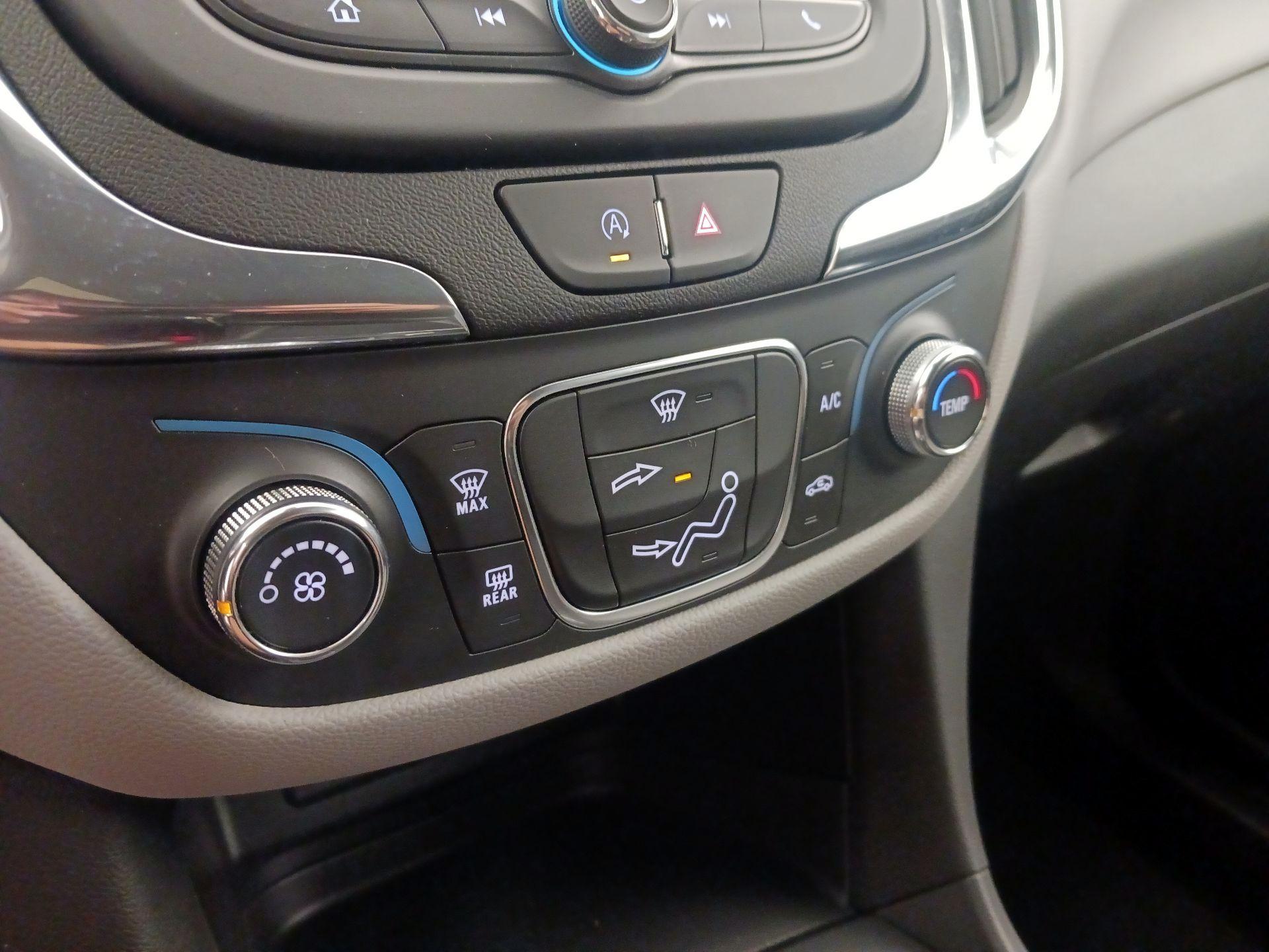 Thumbnail: 2024 Chevrolet Equinox - 16