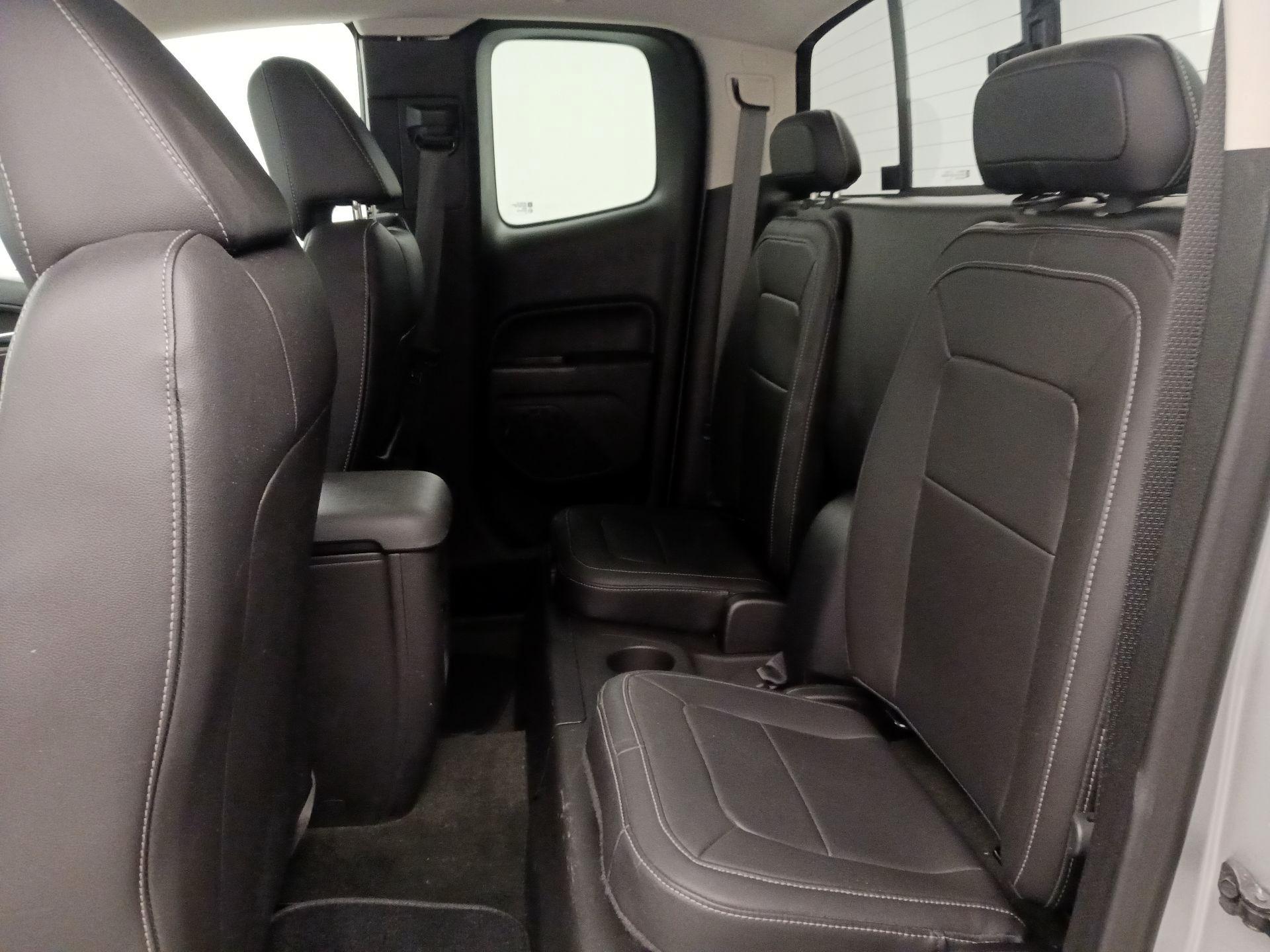 Thumbnail: 2016 Chevrolet Colorado - 19