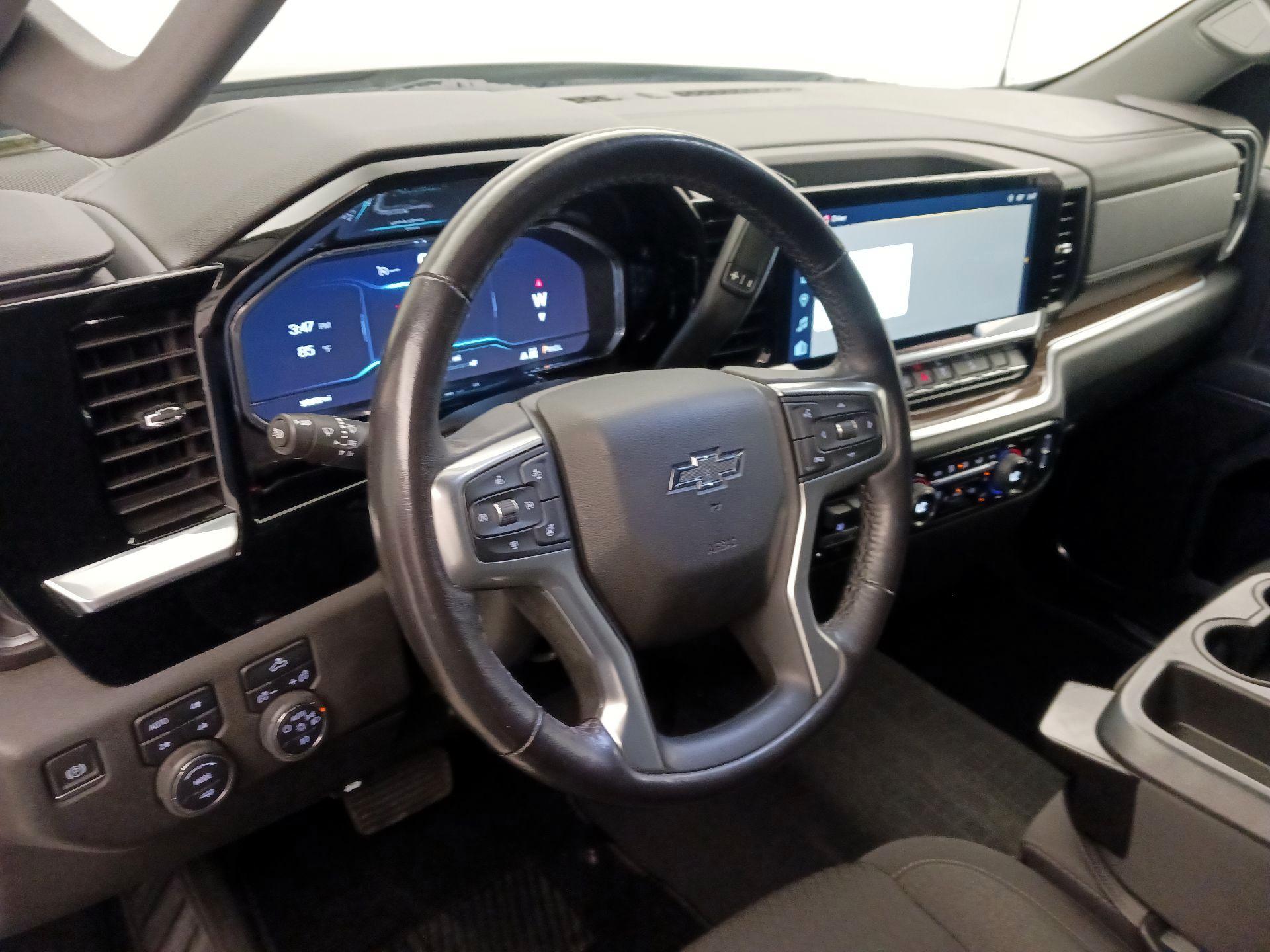 Thumbnail: 2022 Chevrolet Silverado 1500 - 9