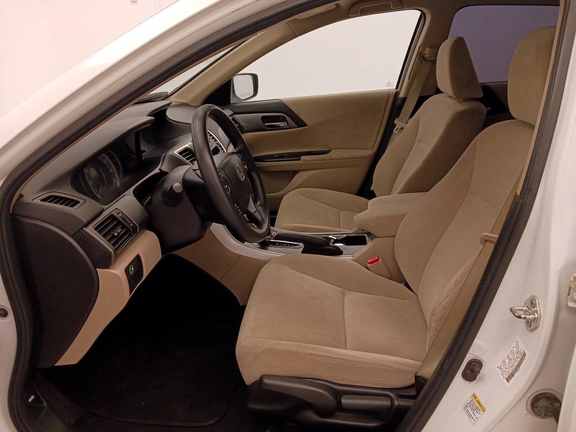Thumbnail: 2013 Honda Accord - 11