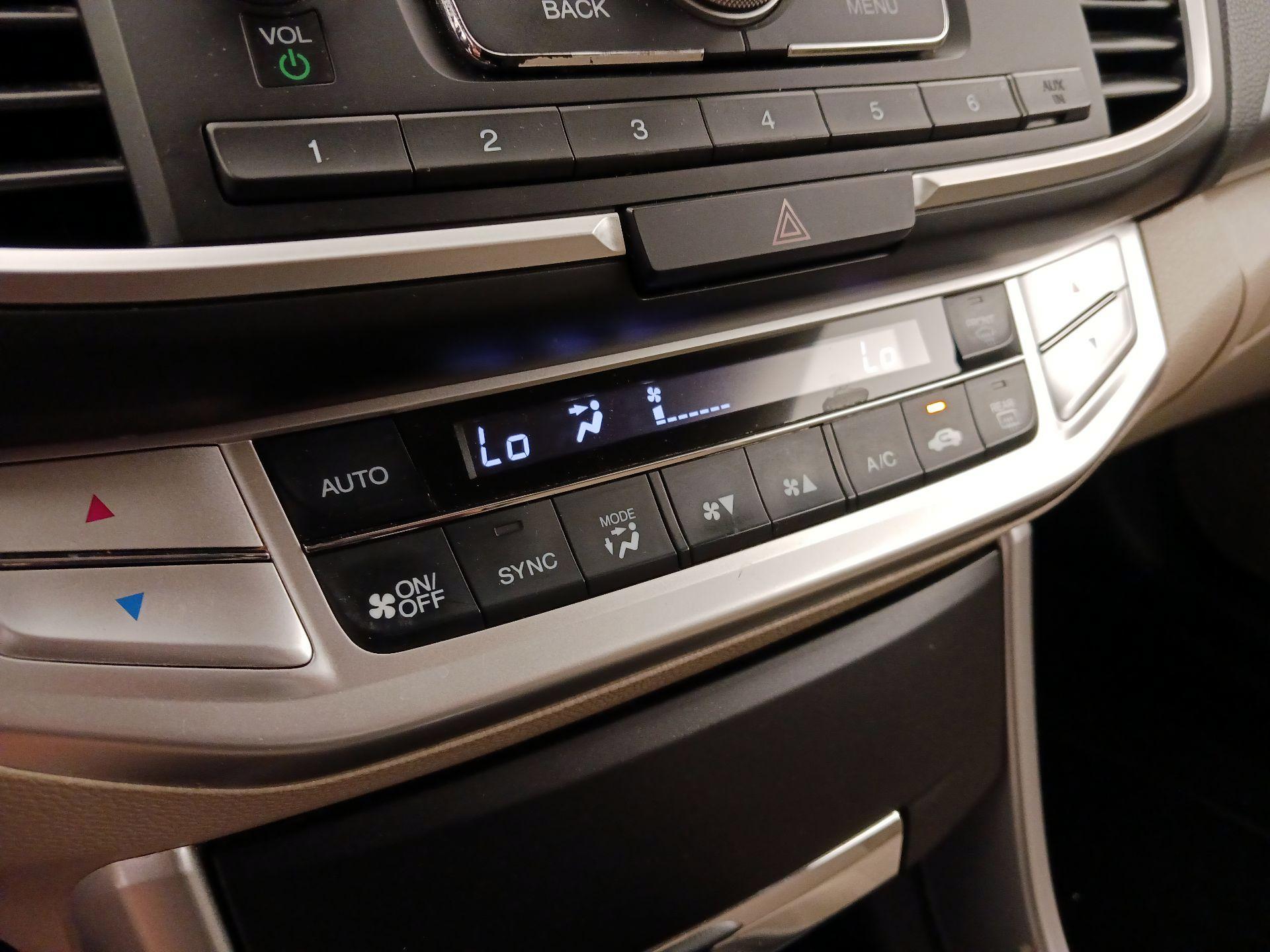 Thumbnail: 2013 Honda Accord - 16