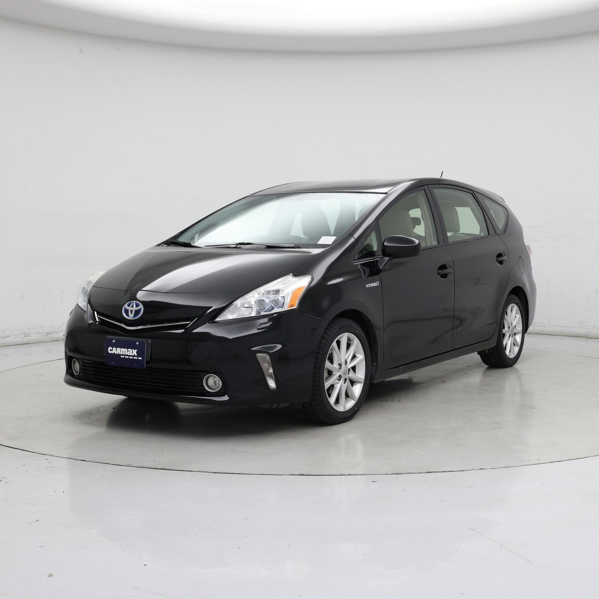 Thumbnail: 2013 Toyota Prius v - 4