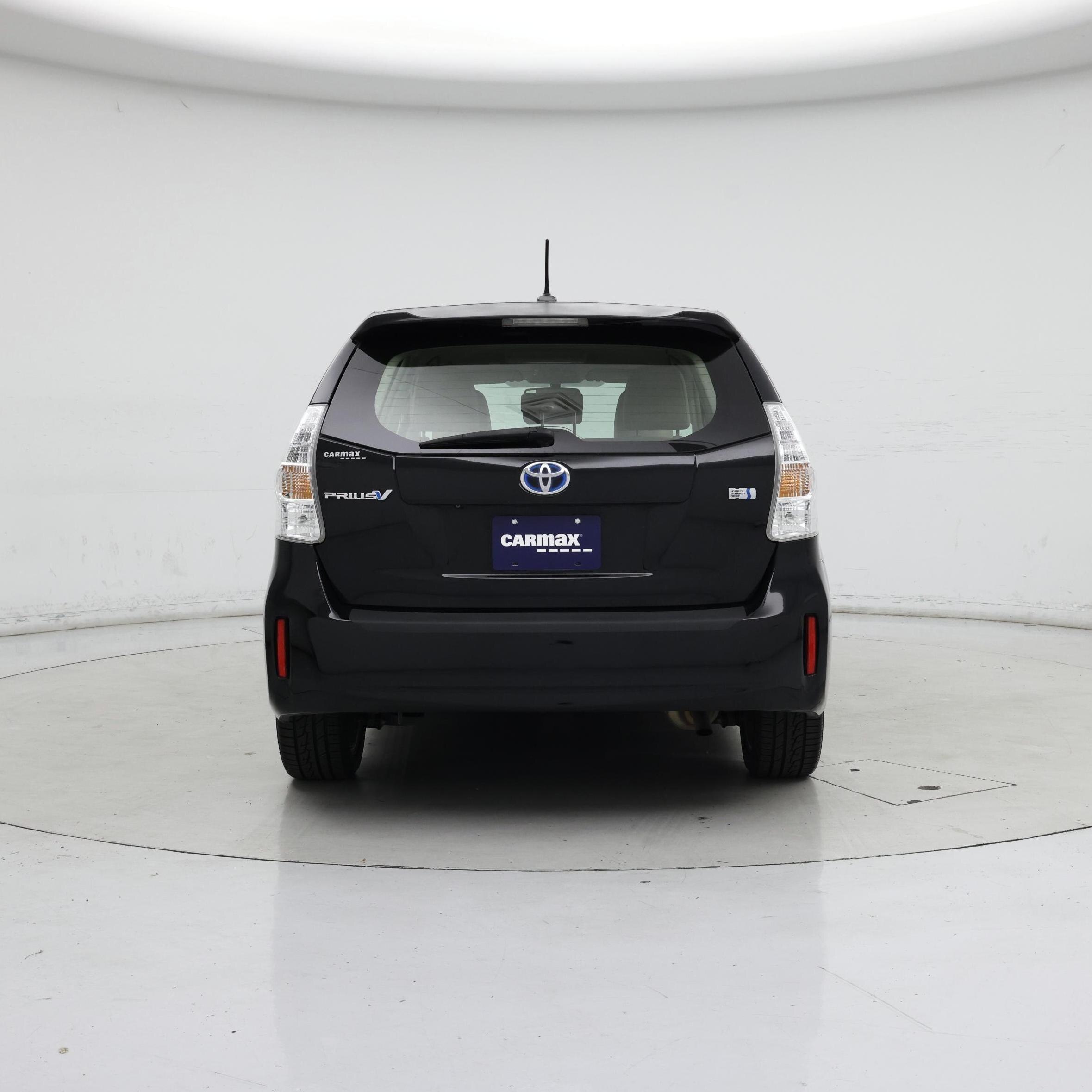 Thumbnail: 2013 Toyota Prius v - 6