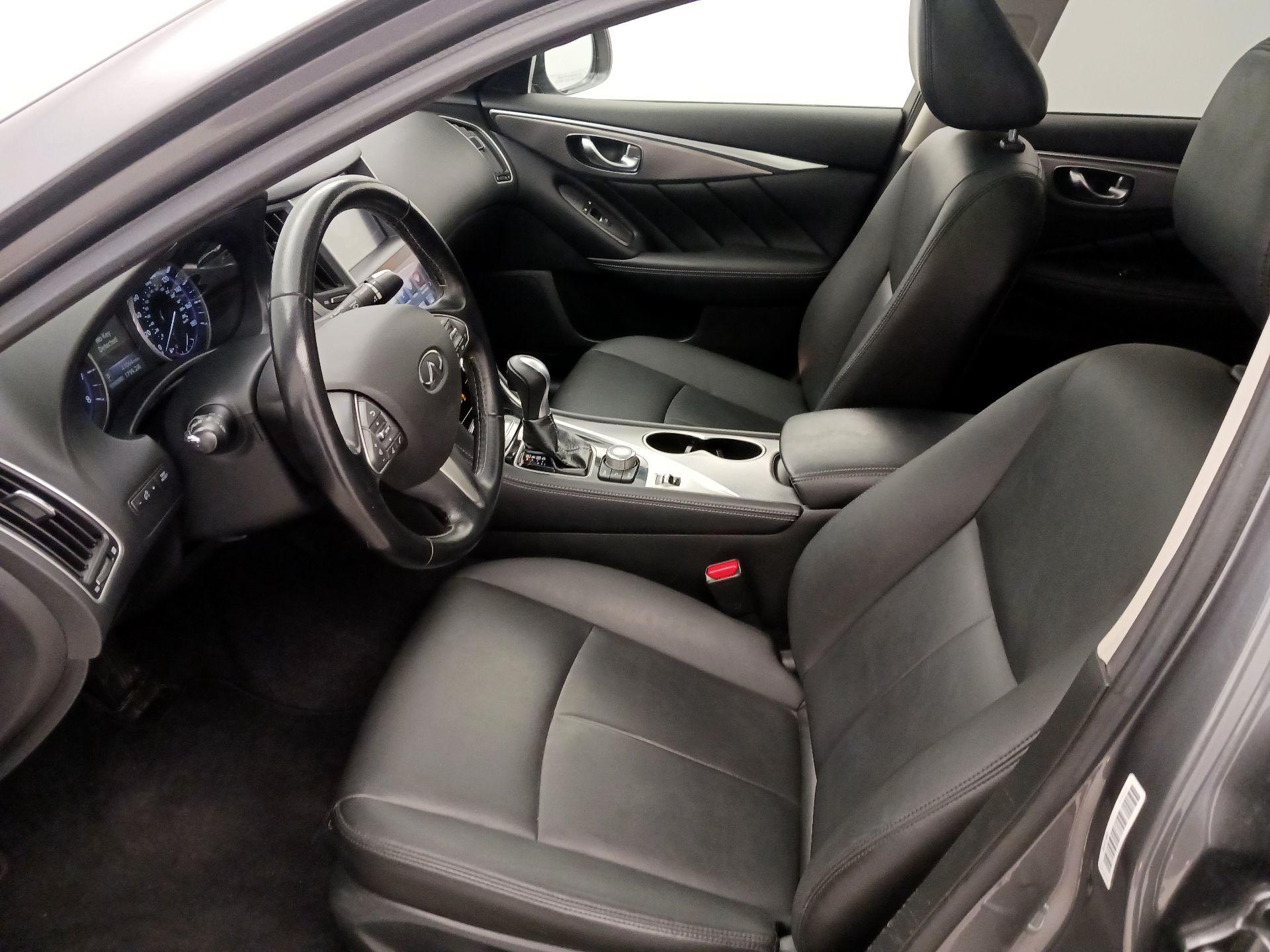 Thumbnail: 2017 INFINITI Q50 - 11