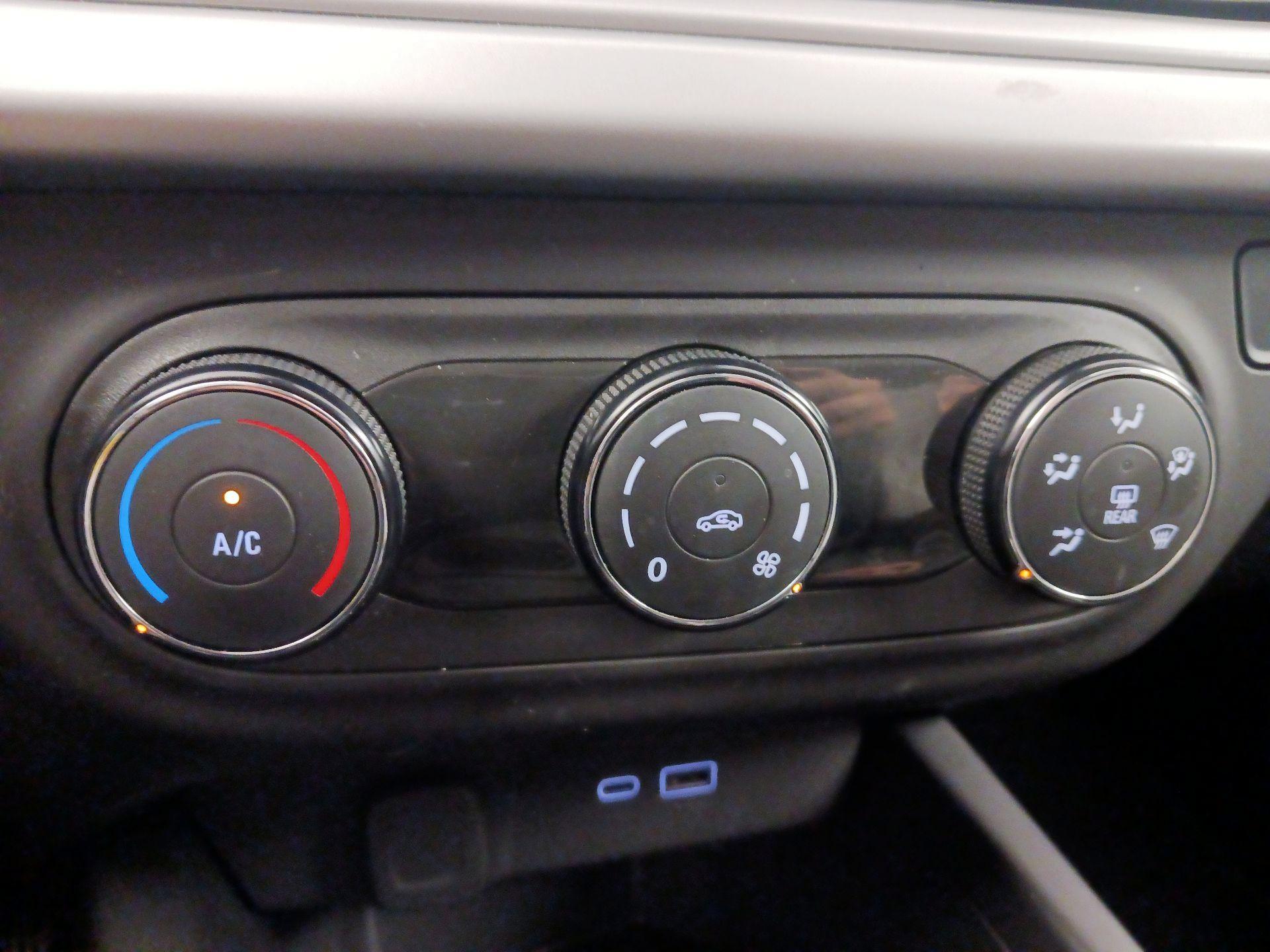 Thumbnail: 2024 Chevrolet Trax - 16