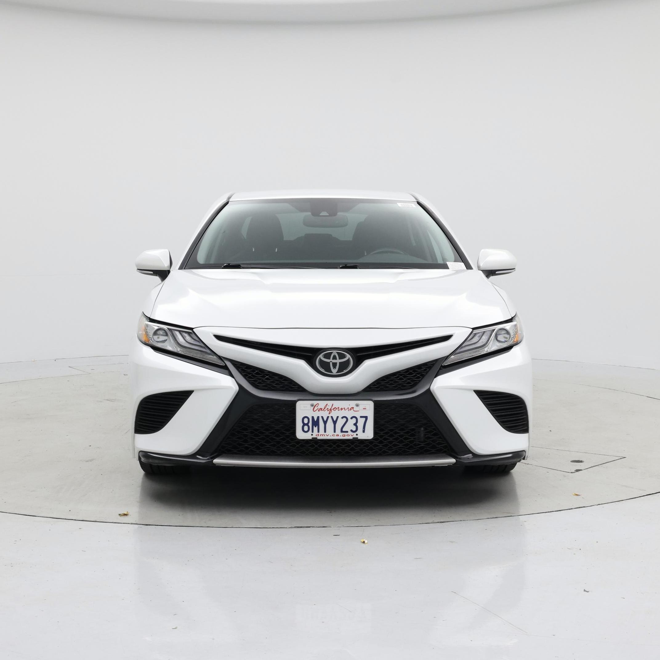 Thumbnail: 2019 Toyota Camry - 5