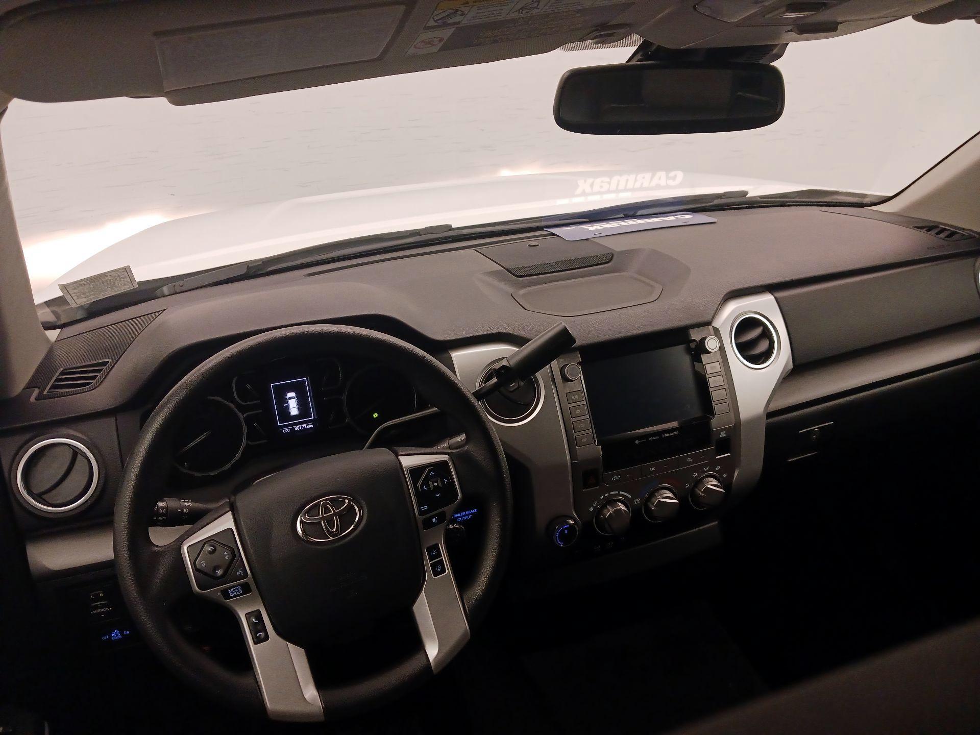 Thumbnail: 2020 Toyota Tundra - 9