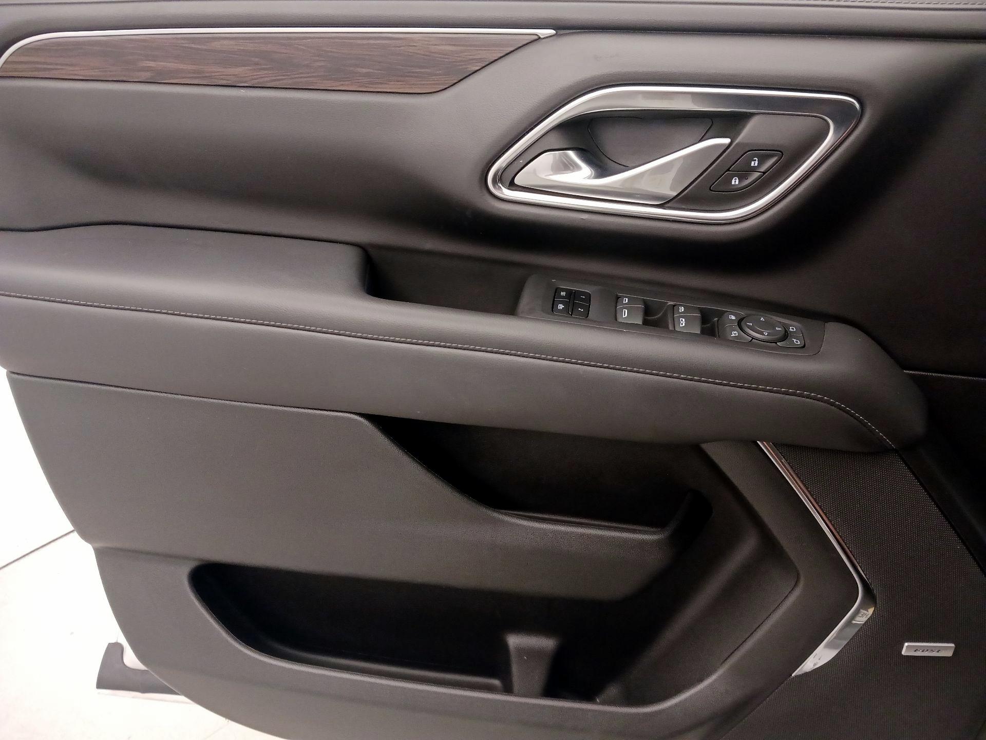 Thumbnail: 2022 Chevrolet Tahoe - 12